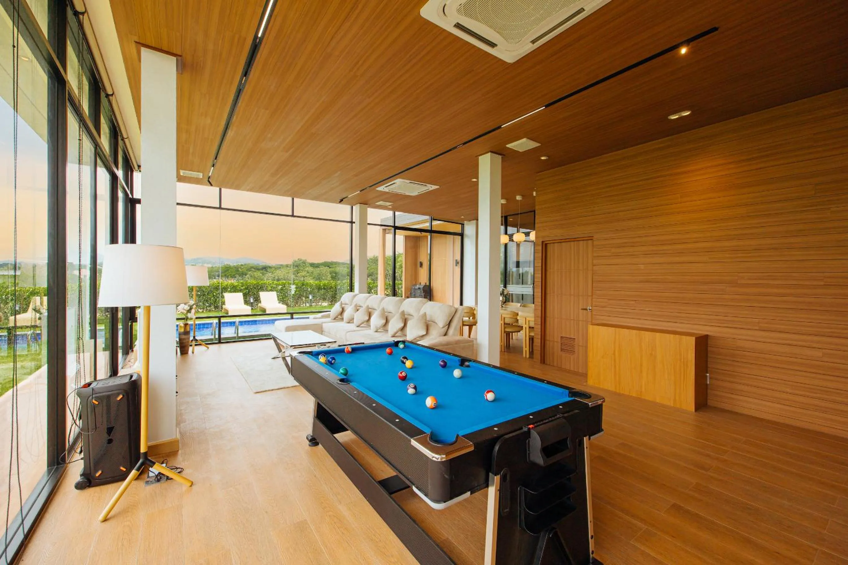 Communal lounge/ TV room in Krajokkaew mouthten khao yai