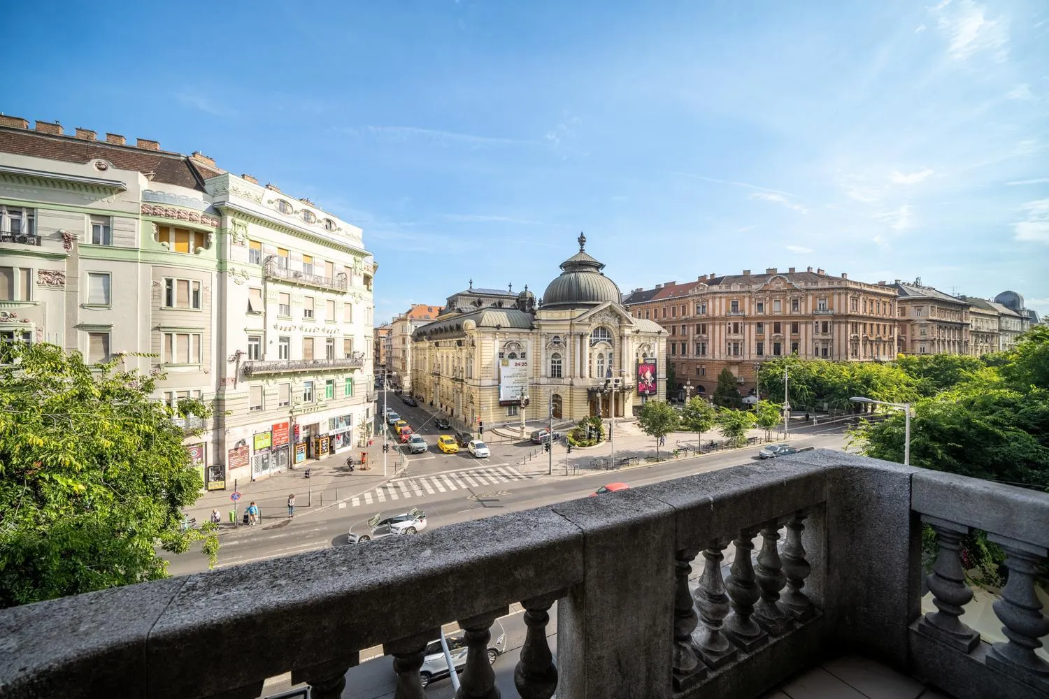 Nearby landmark in Full Moon Budapest