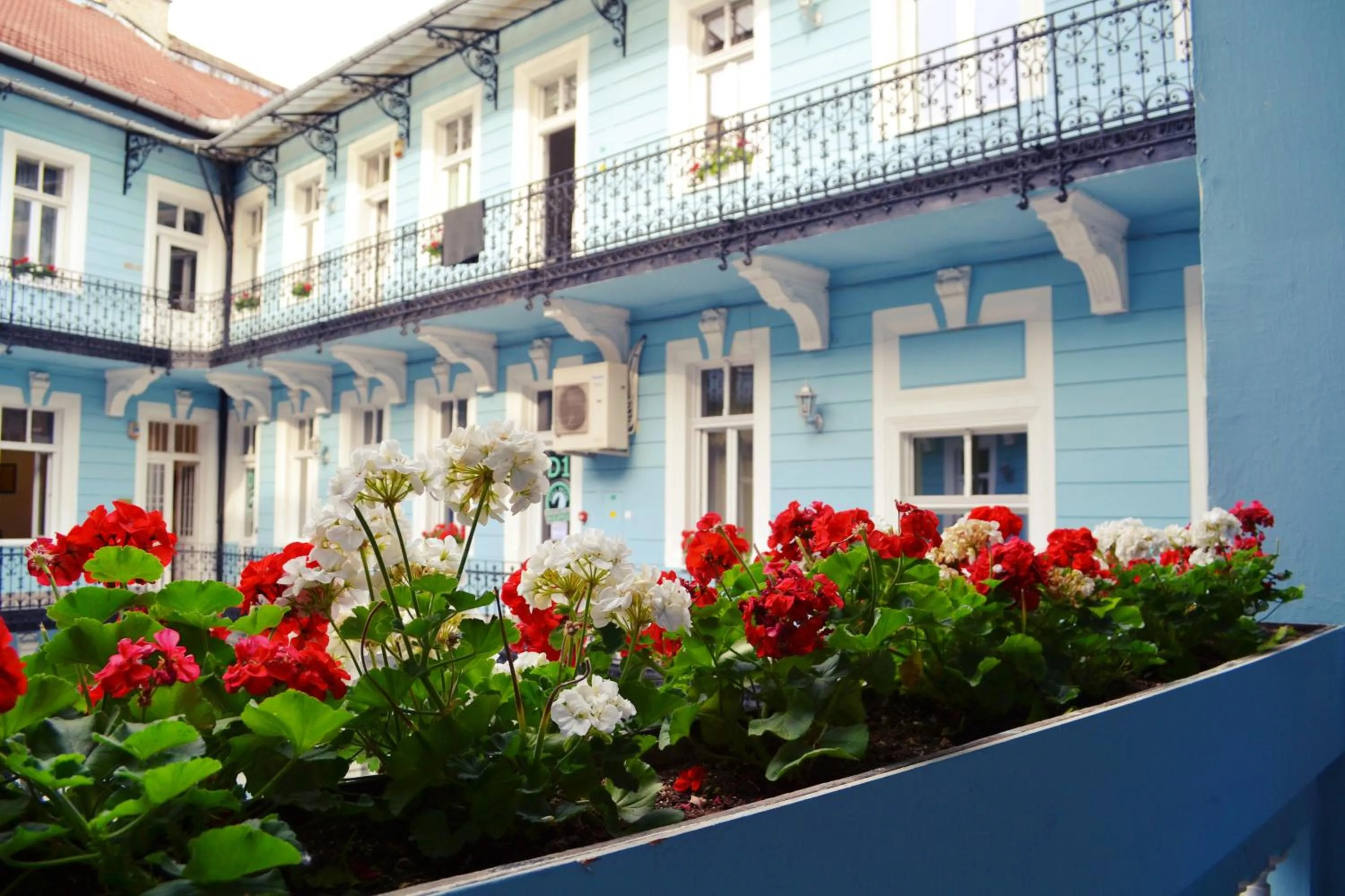 Property building in Full Moon Budapest