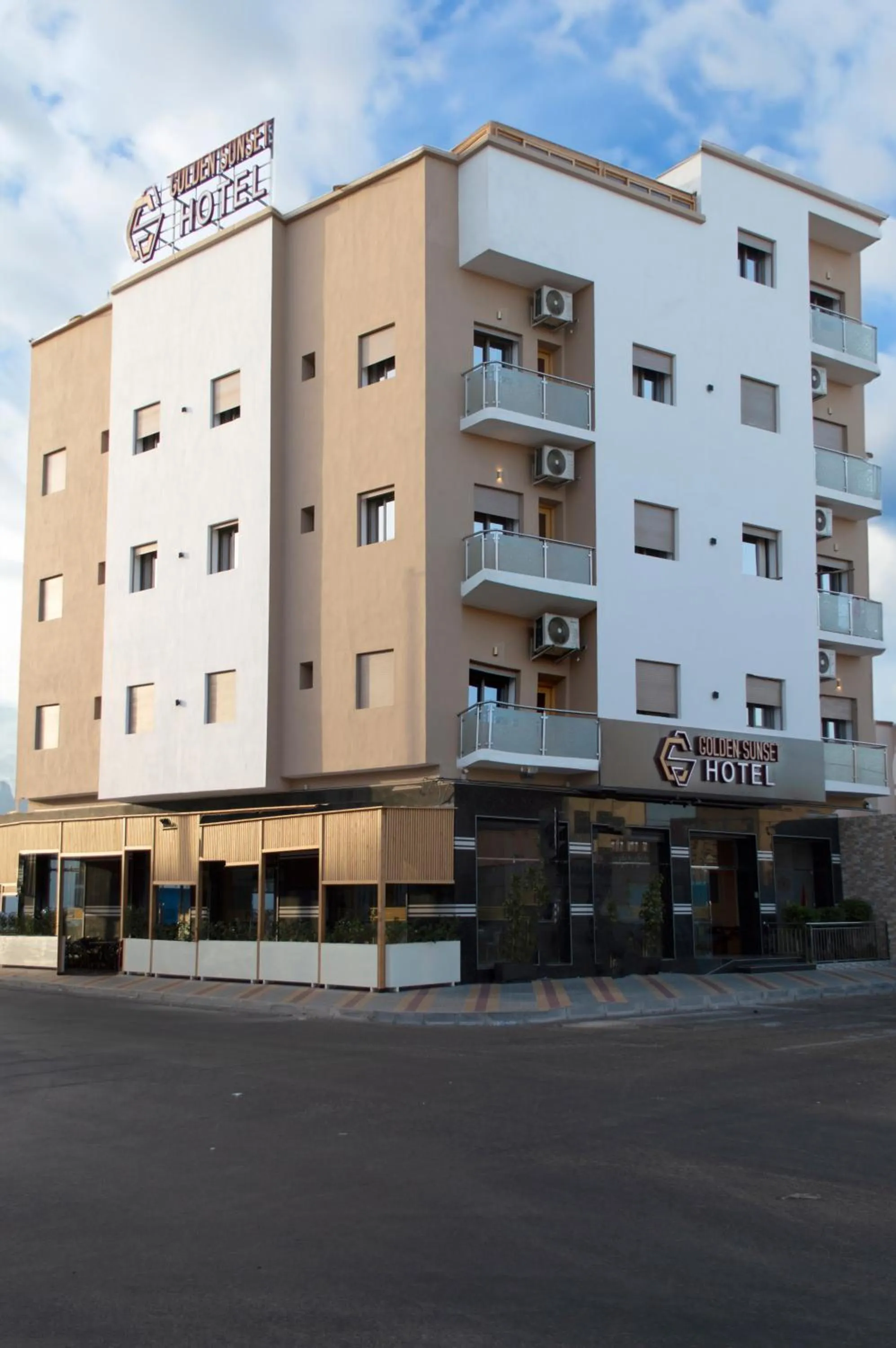 Property building in Hotel Golden Sunset Dakhla