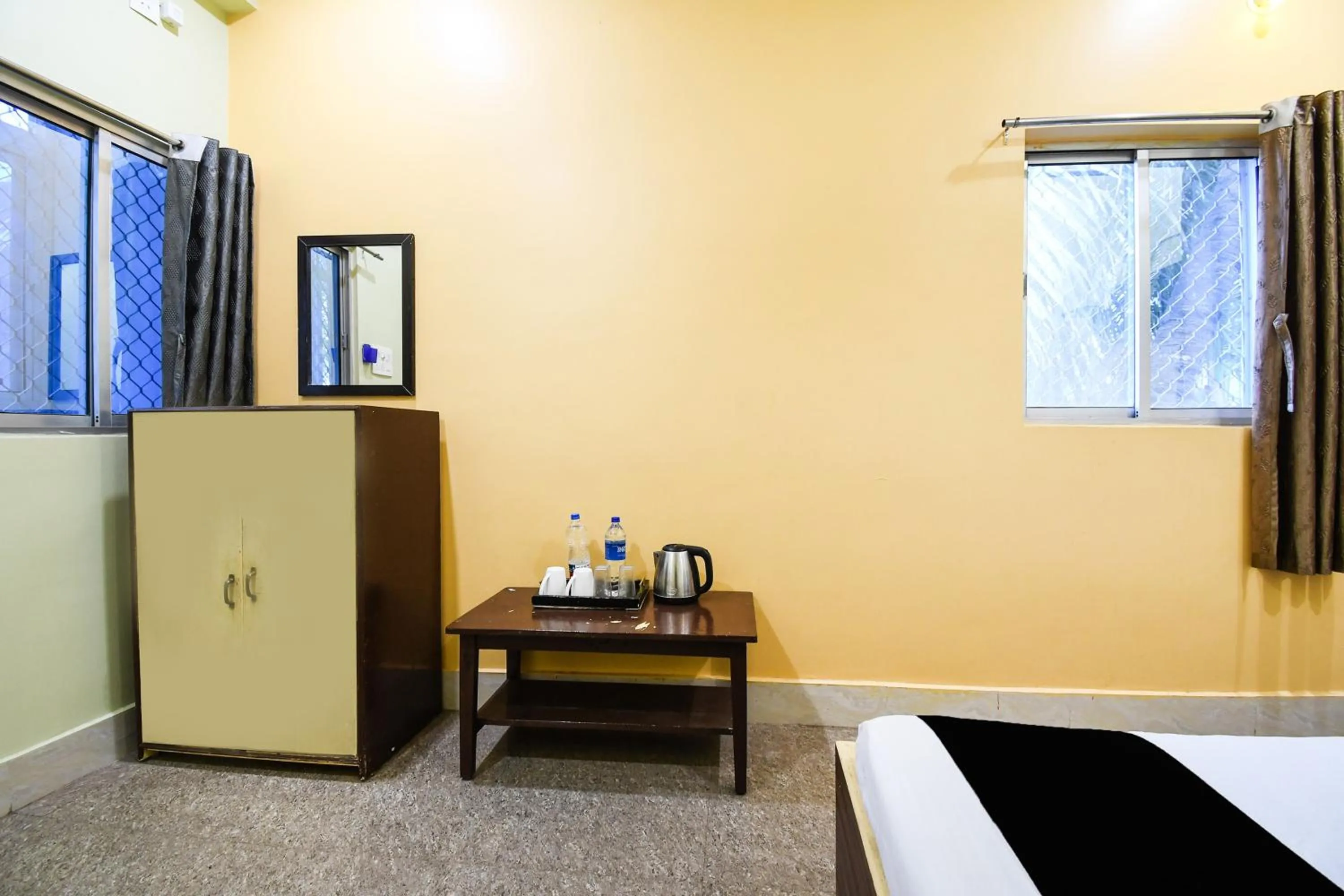 Bedroom, Bed in Hotel O Paschima dwar Jagannath temple formerly Ananga Lodge