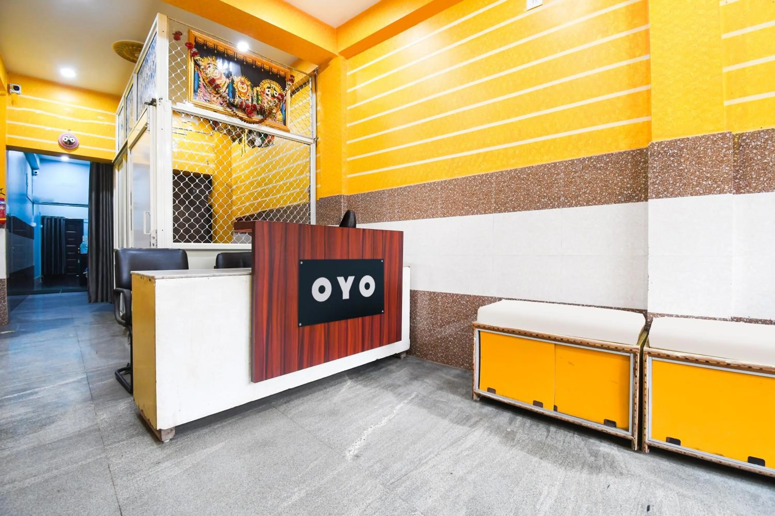 Lobby or reception in Hotel O Paschima dwar Jagannath temple formerly Ananga Lodge