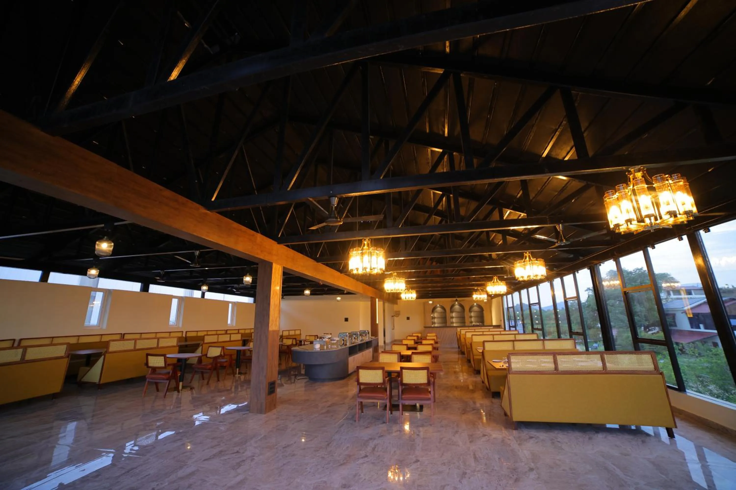 Restaurant/places to eat in Lake Valley Resort and Spa Tirupati, 27 kms from Talakona Waterfall