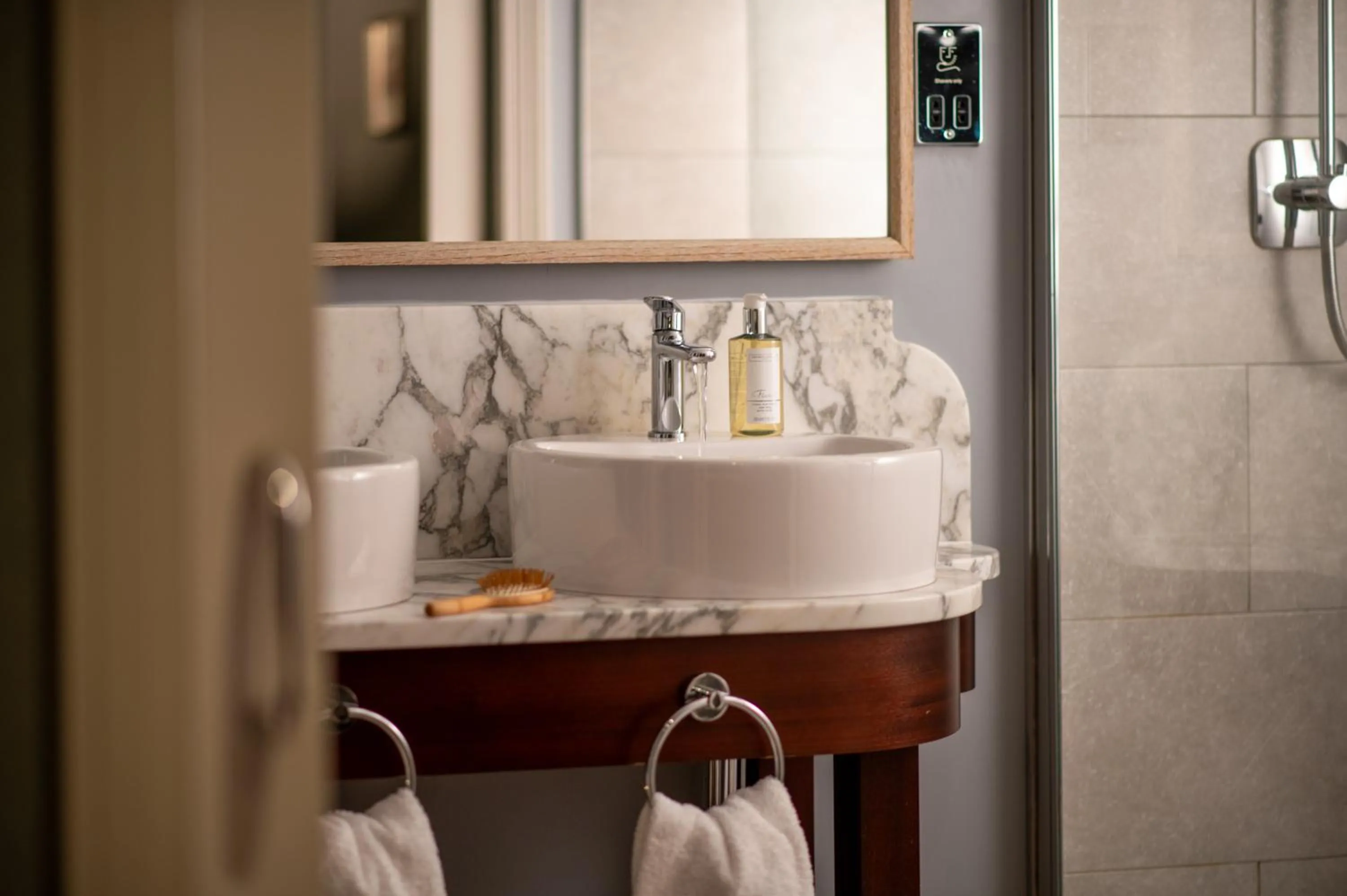 Bathroom in The Beverley Arms Hotel