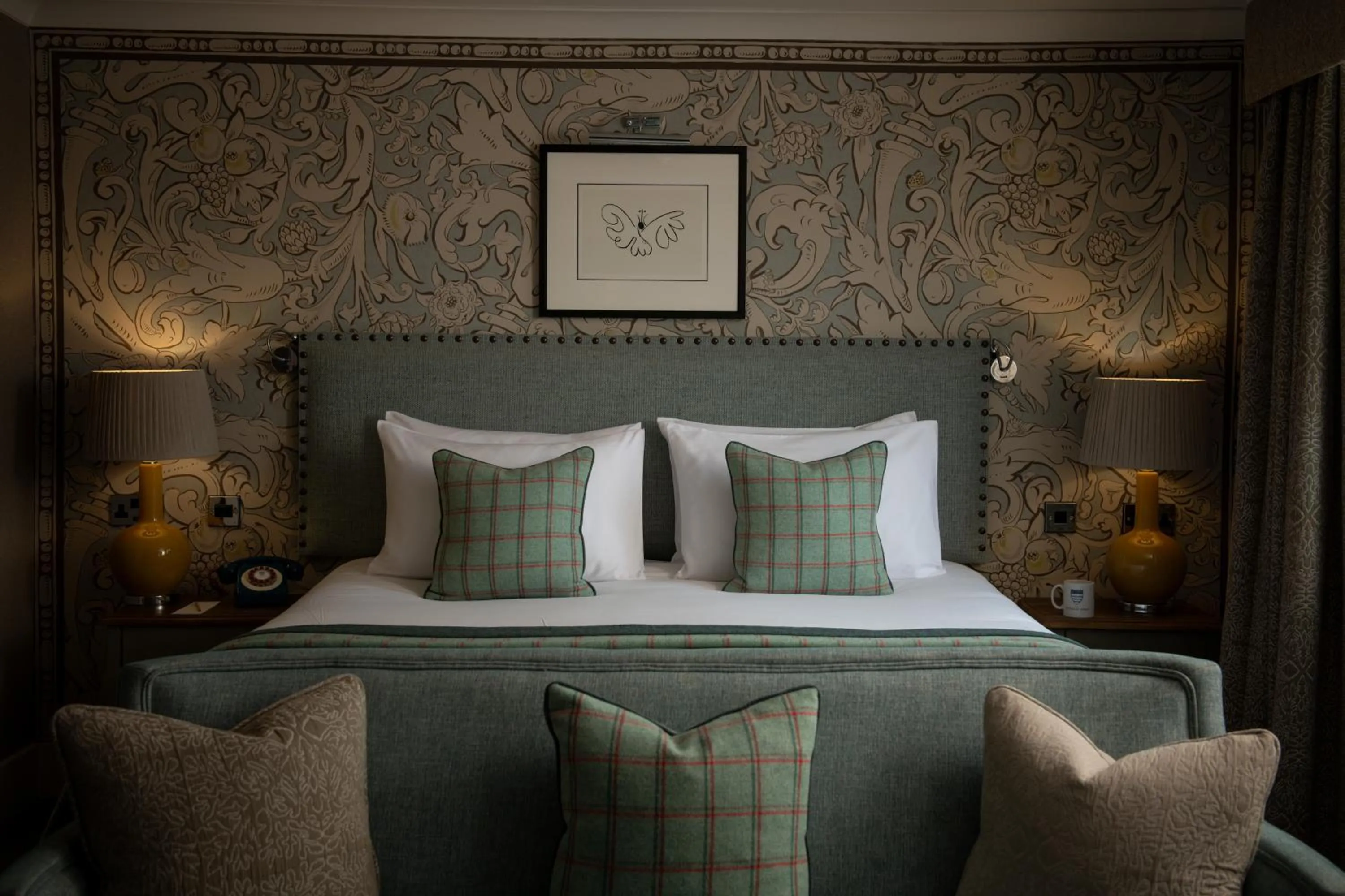 Bedroom, Bed in The Beverley Arms Hotel