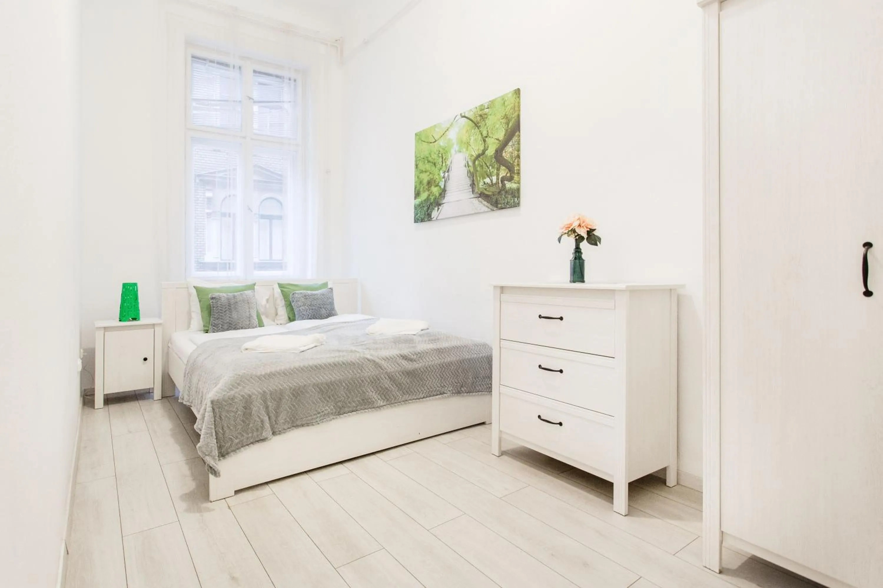 Bedroom, Bed in Grand Budapest Apartments