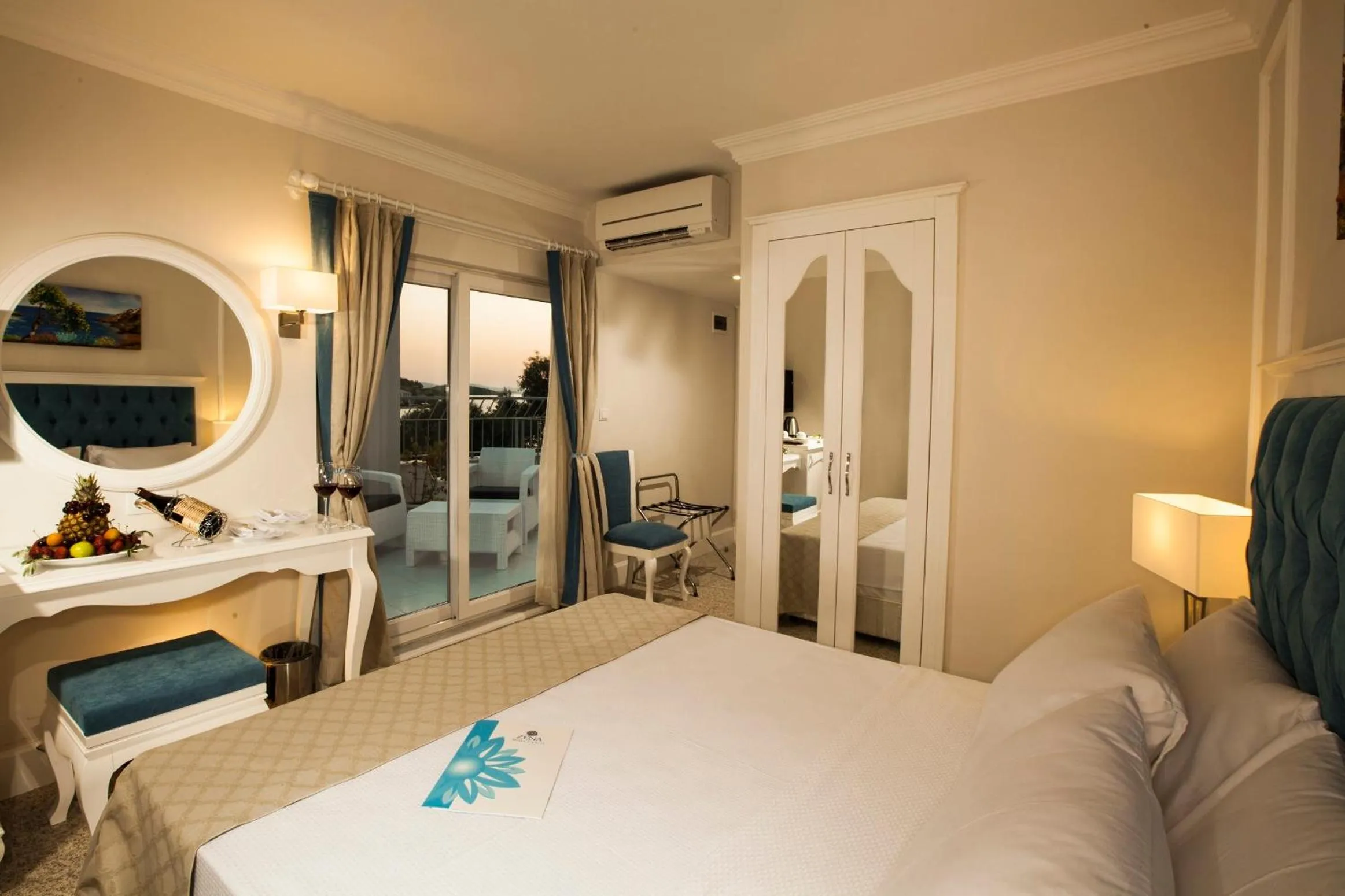 Bed in Zena Hotel Bodrum