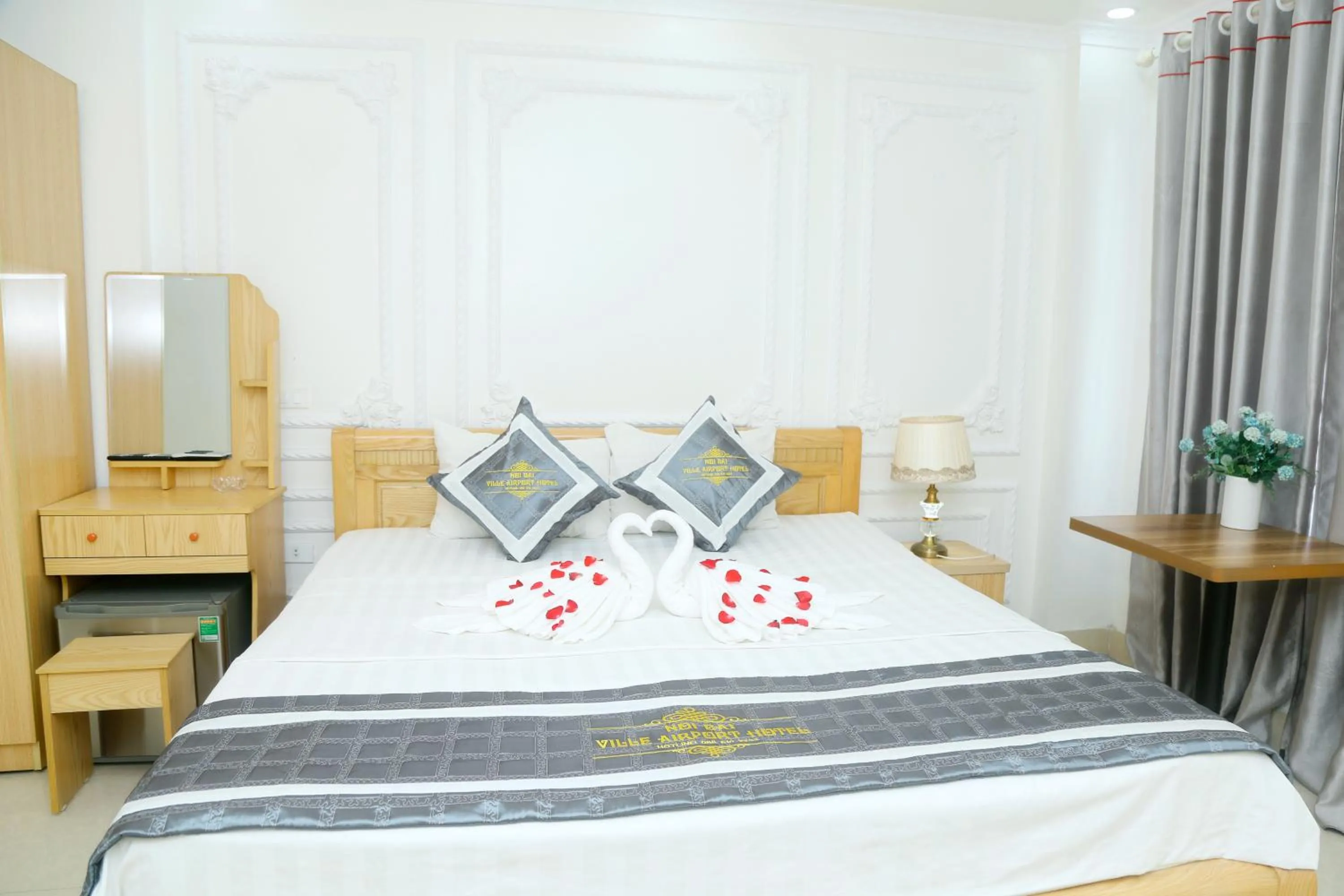 Bed in Noi Bai Ville Airport Hotel