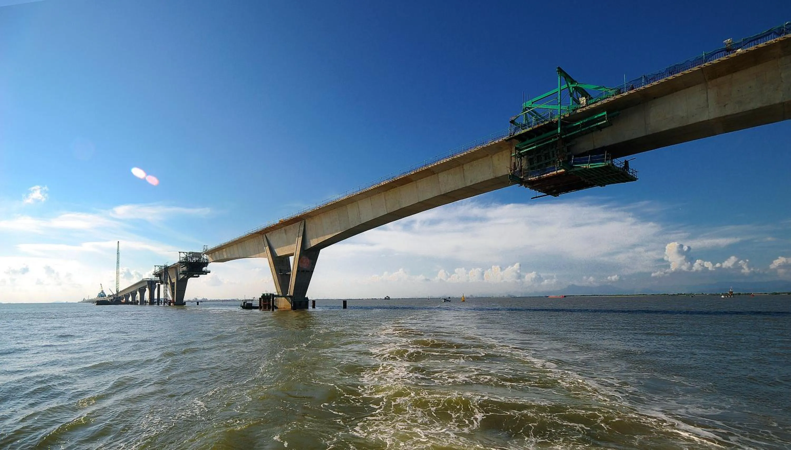 Property building in Gieng Ngoc Sea moutain View Cat Ba