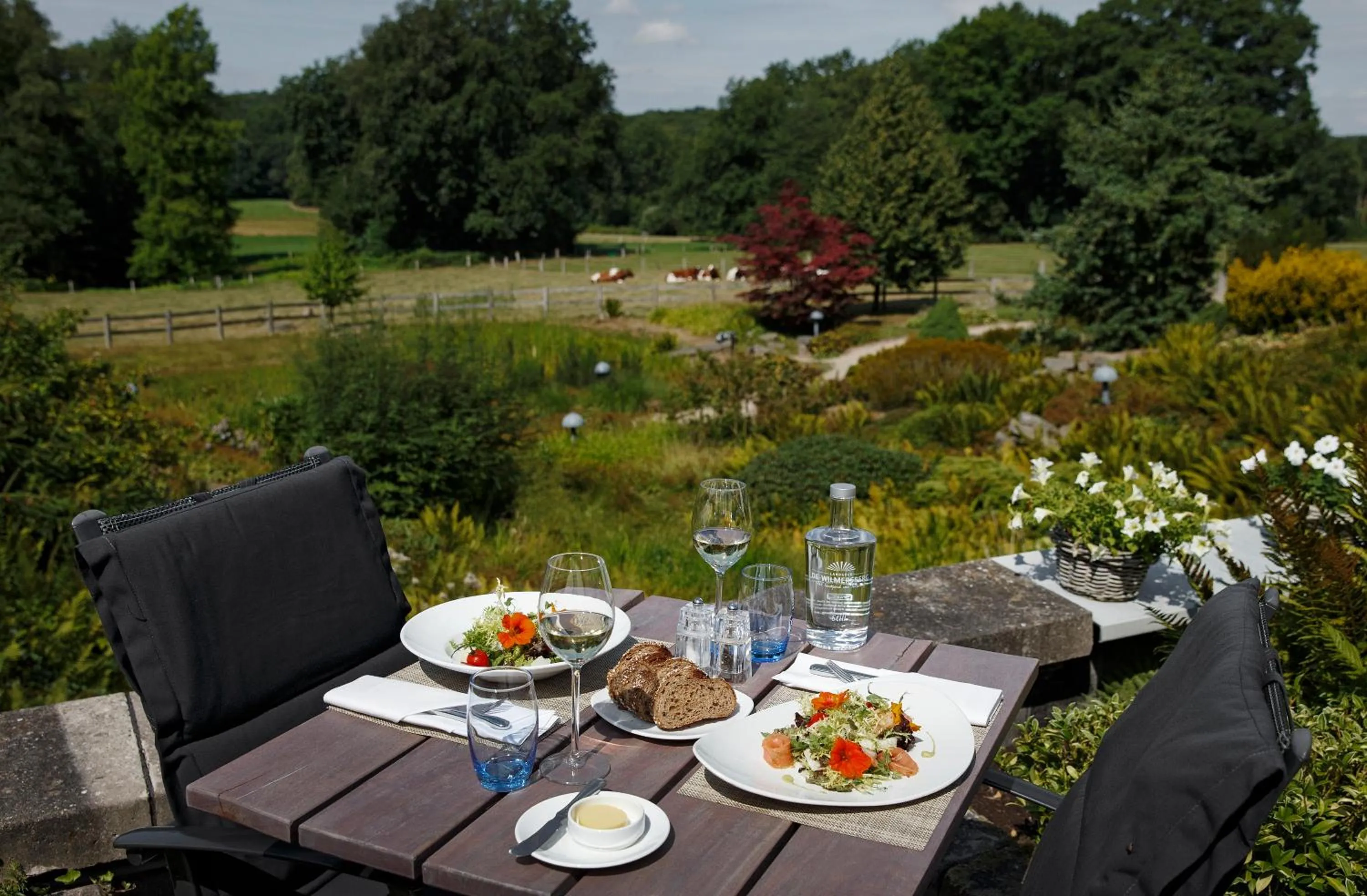 Restaurant/places to eat in Landgoed De Wilmersberg