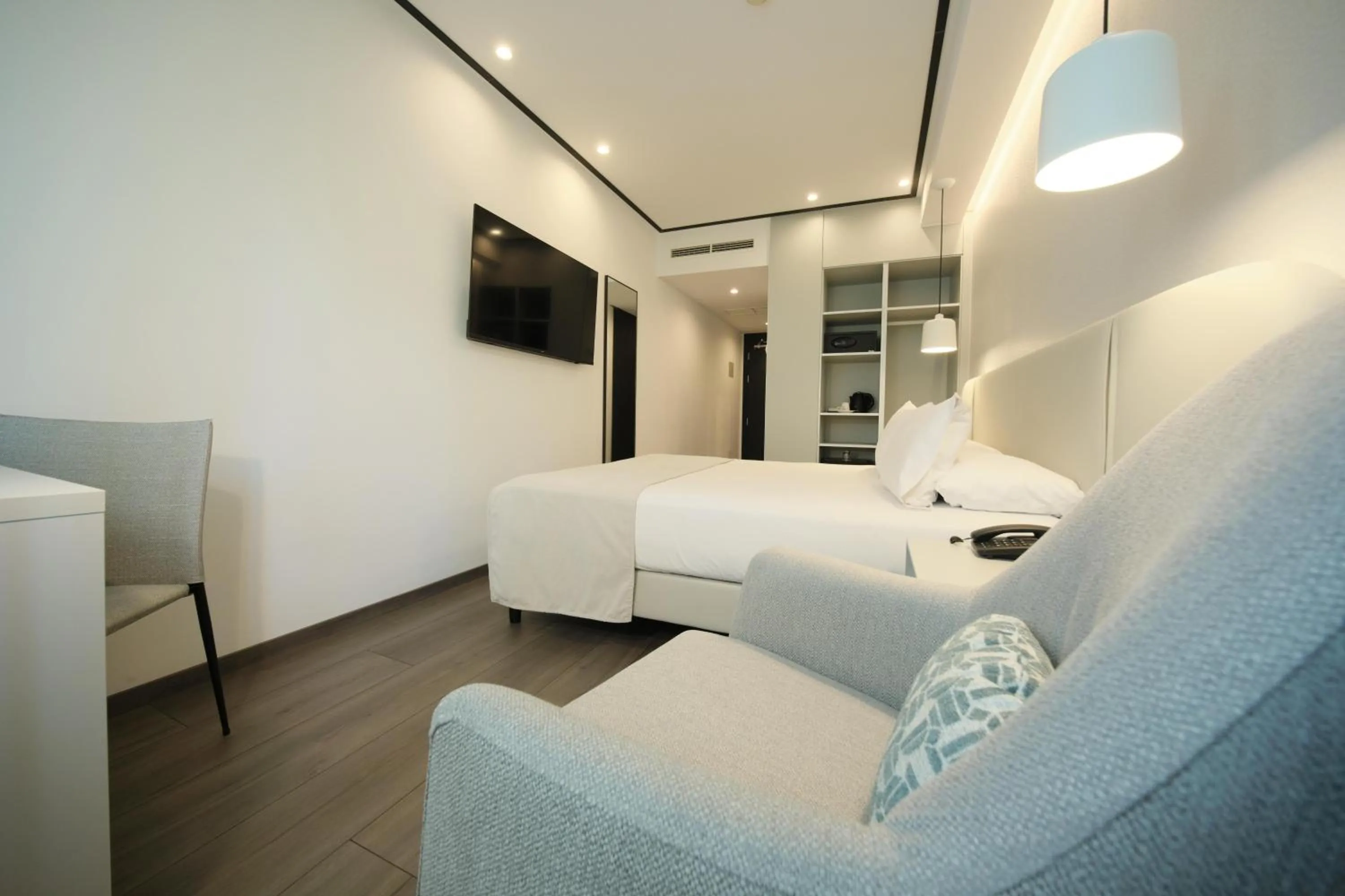 Single Room in 1881 Madrid Ventas Hotel