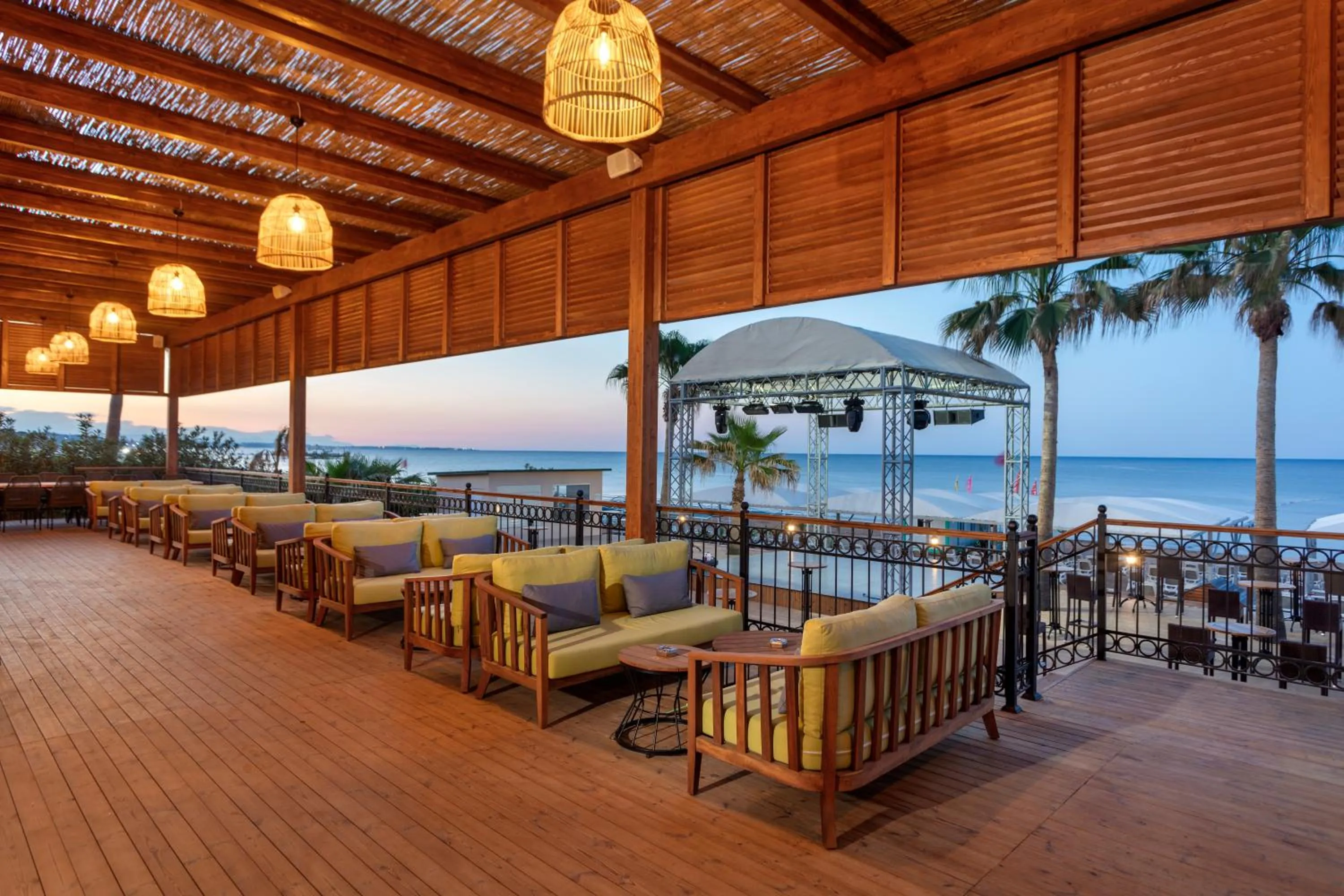 Lounge or bar in Dobedan Beach Resort Comfort ''Ex Brand Alva Donna Beach Resort Comfort''