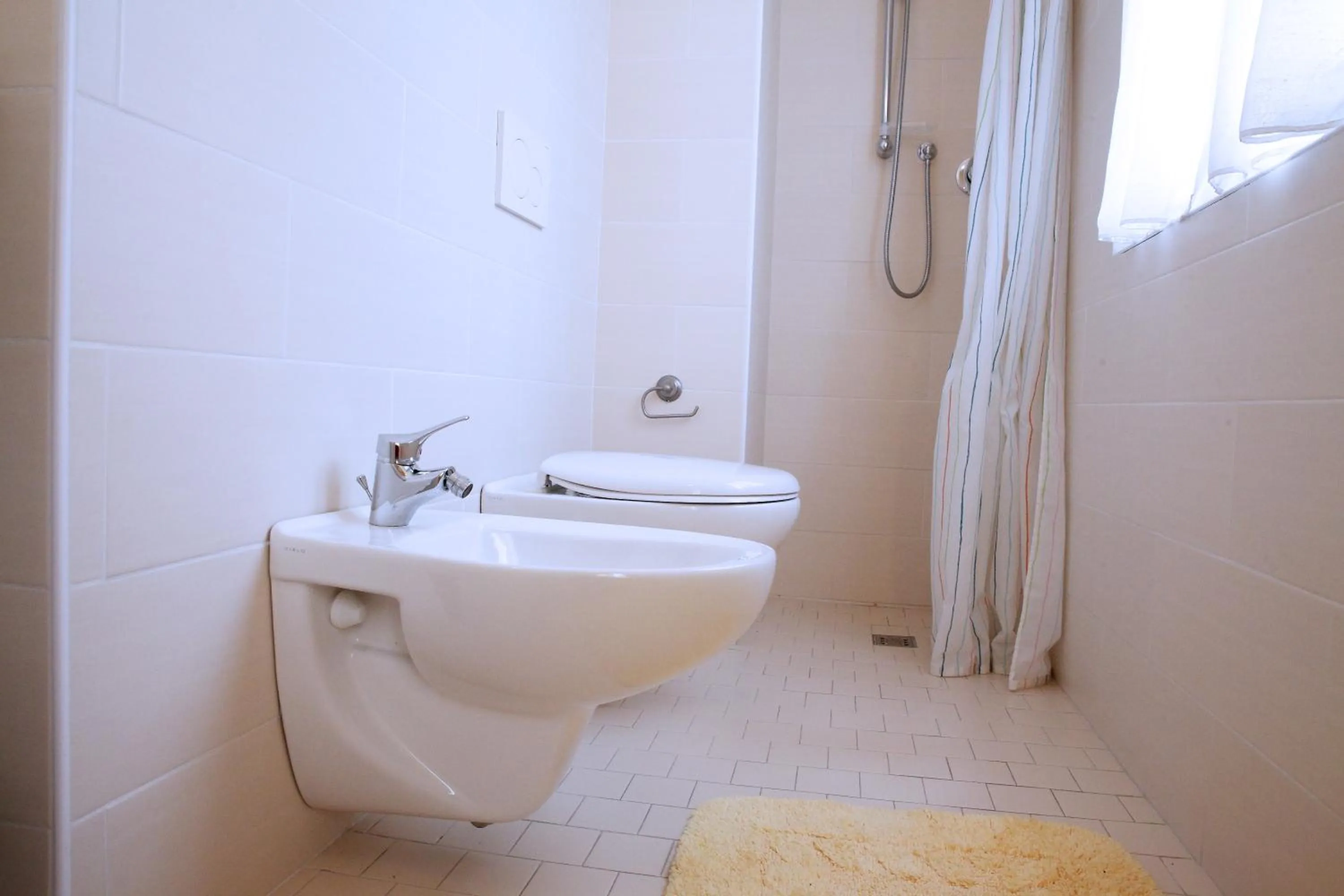 Shower in Hotel Lagomaggio