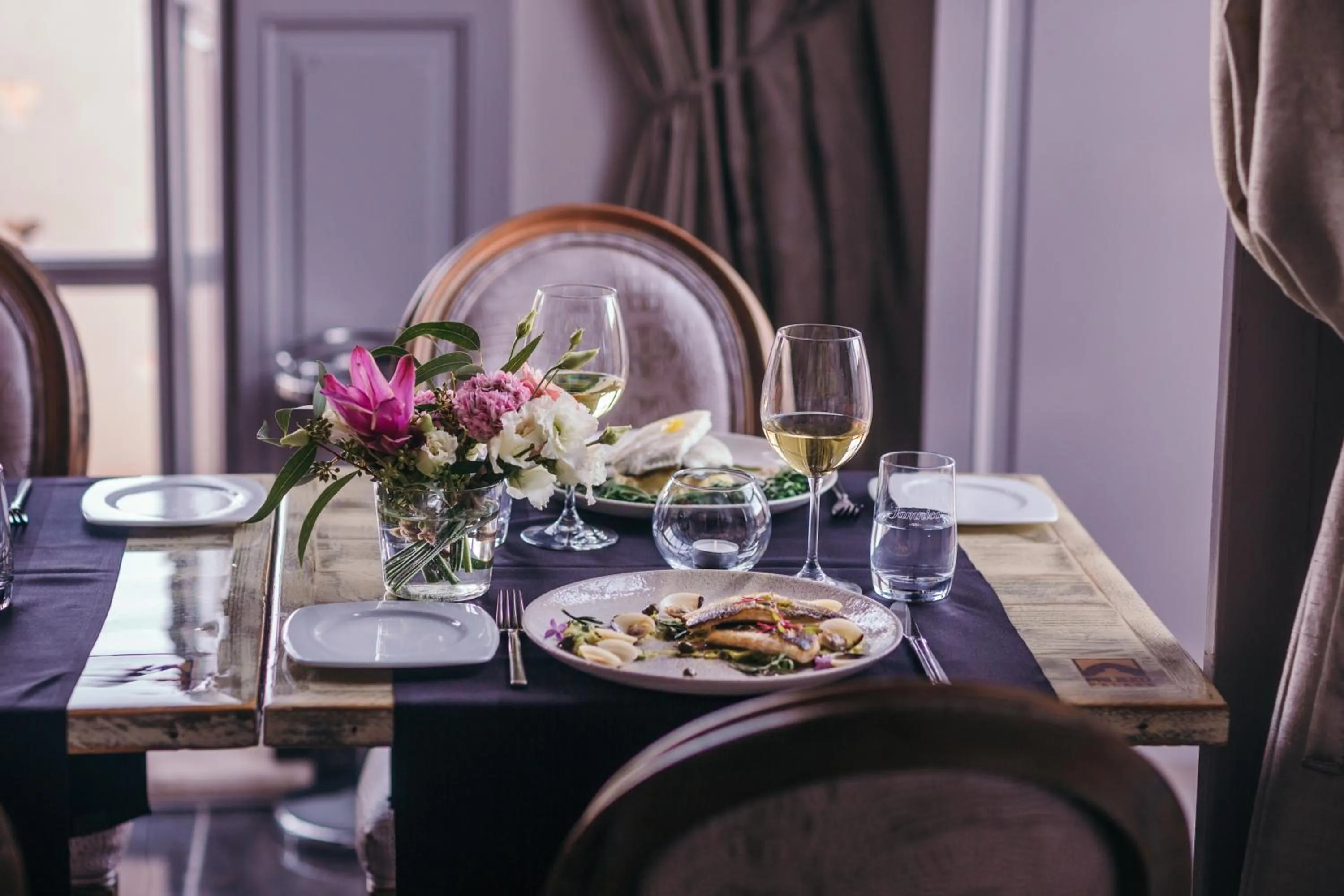 Restaurant/places to eat in Prijeko Palace