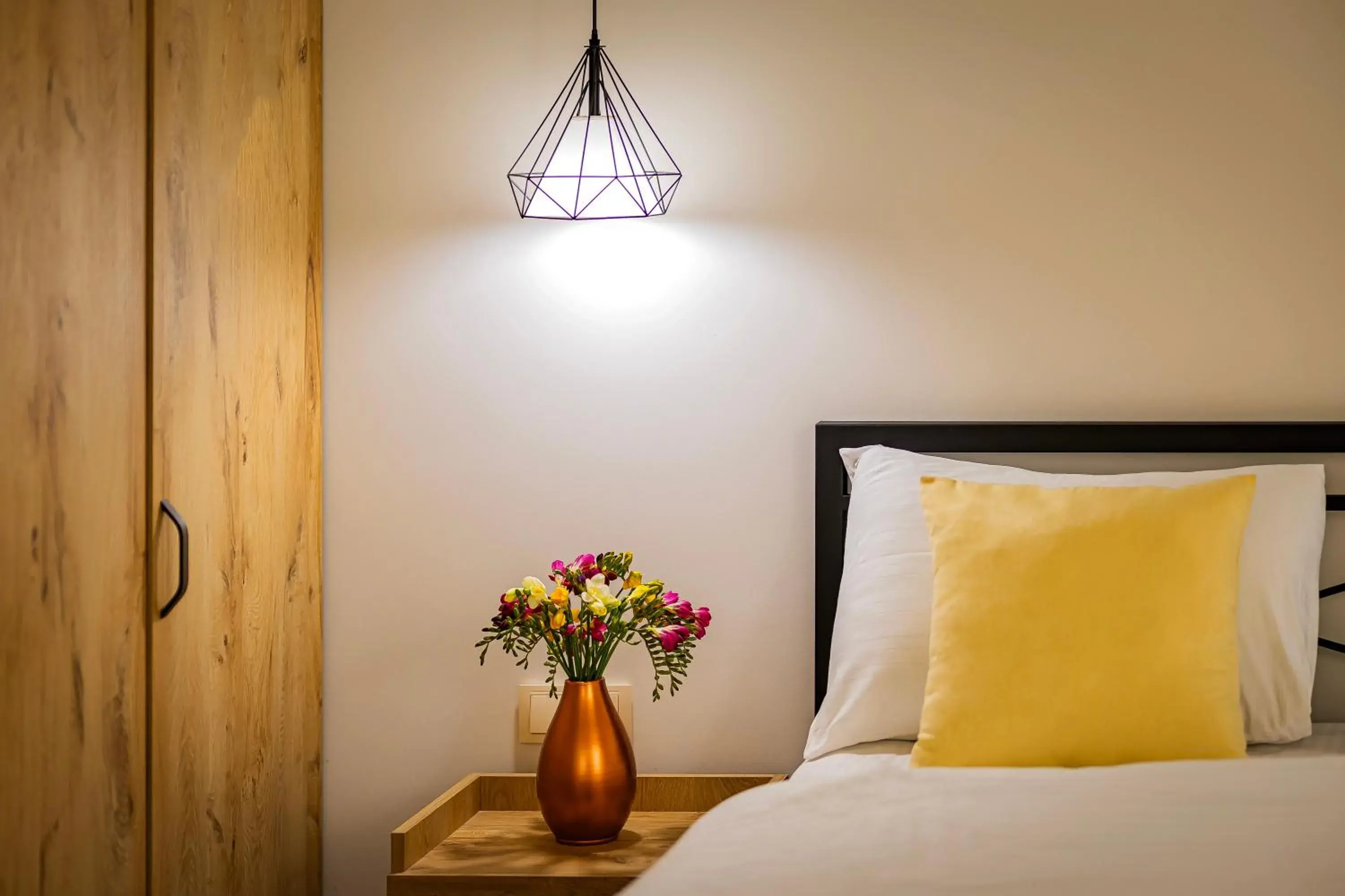 Double or Twin Room with View - single occupancy in Taniqinn Dilijan Hotel Double or Twin Room with View - single occupancy in Taniqinn Dilijan Hotel