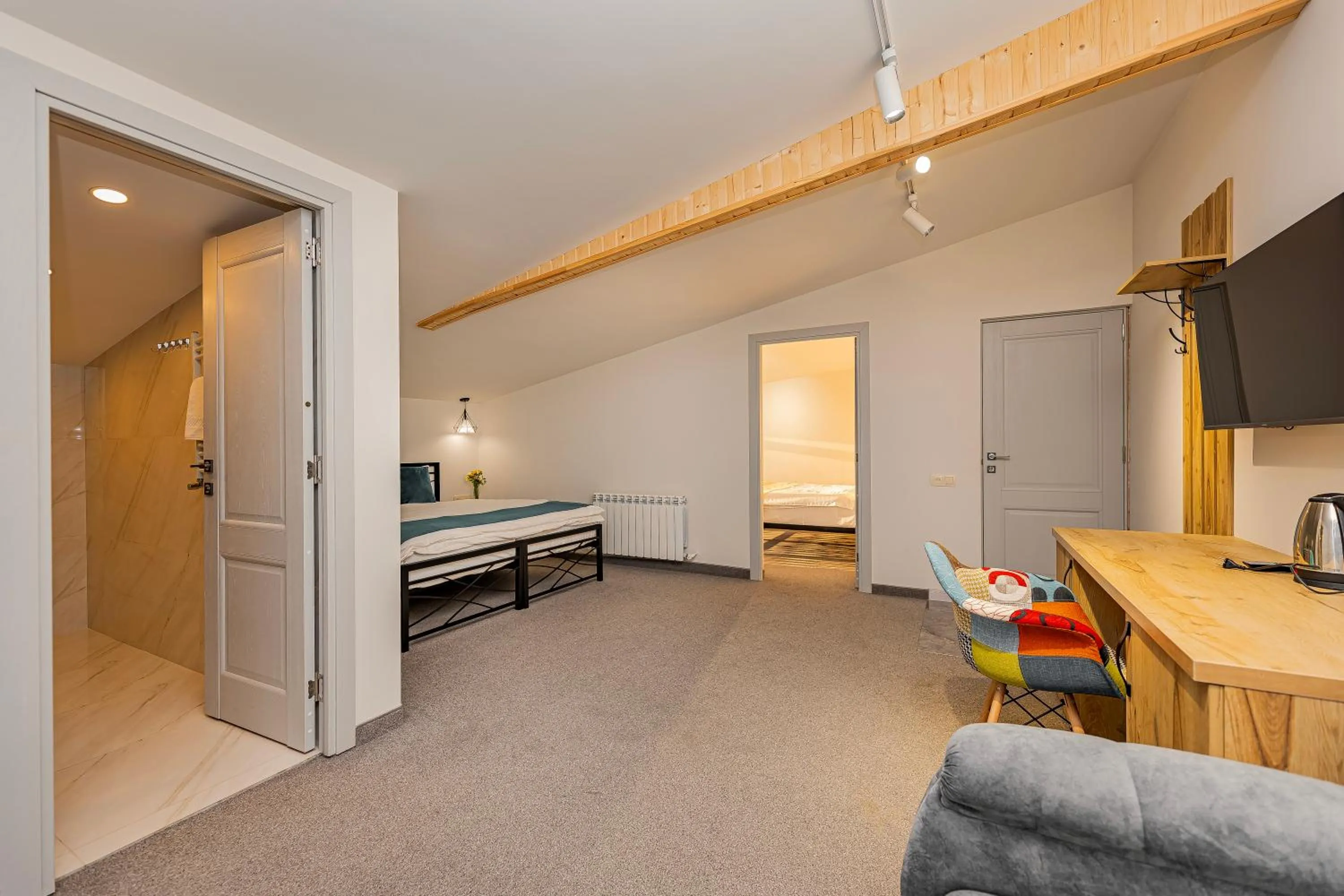 Photo of the whole room, Bed in ARSIS Family Hotel