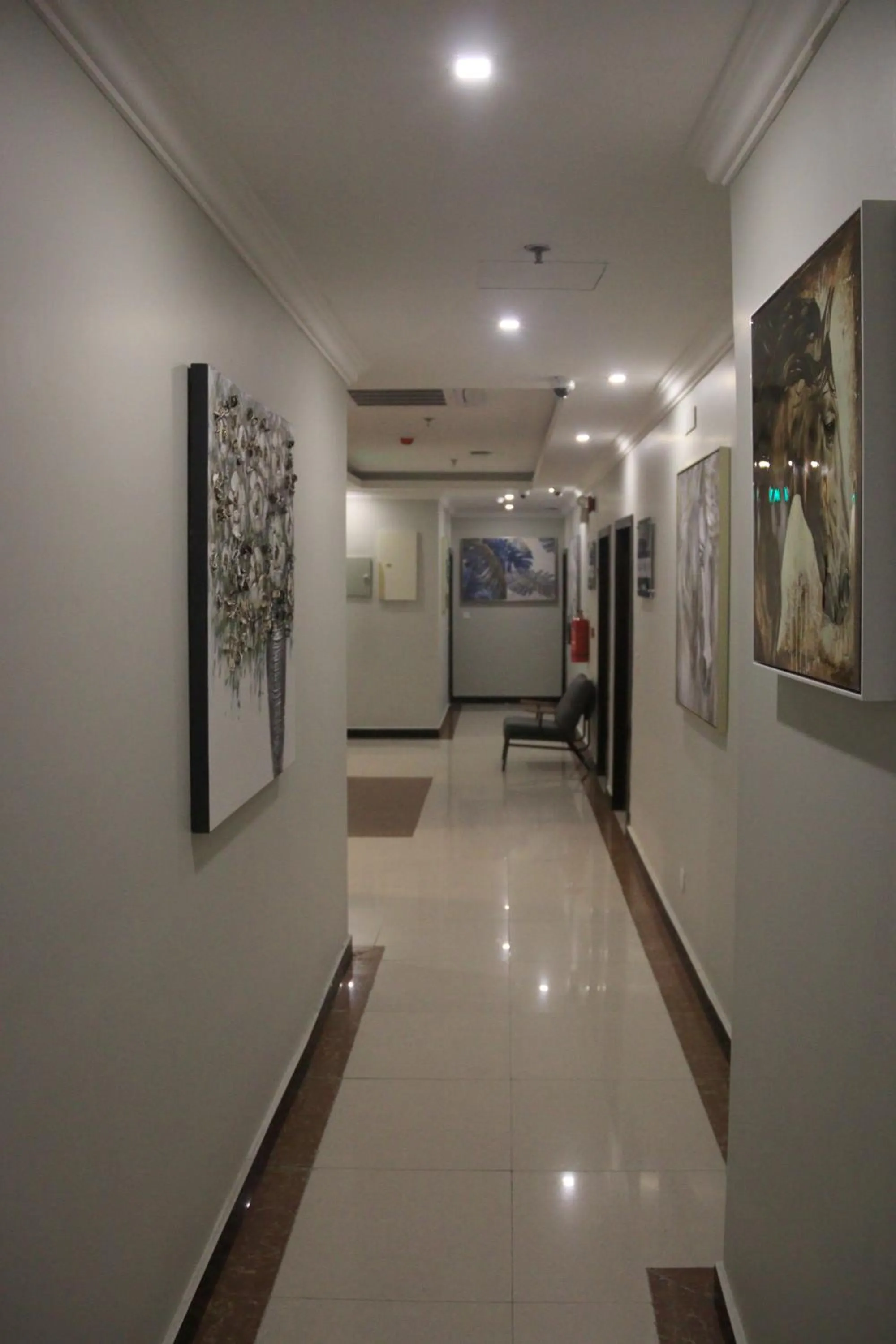 locker in شقق سوات للشقق المخدومة 4