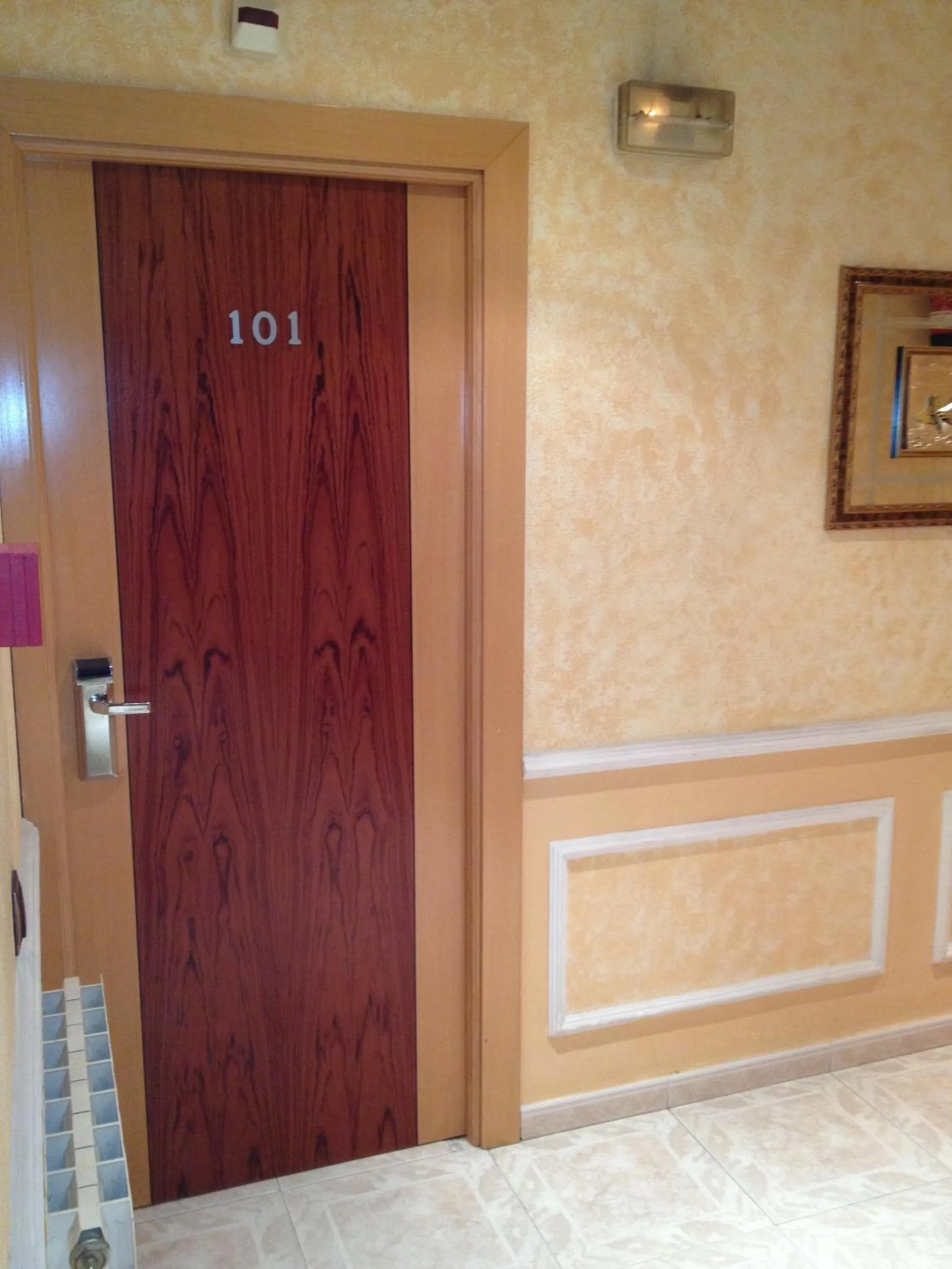 Decorative detail in Hotel Don Angel