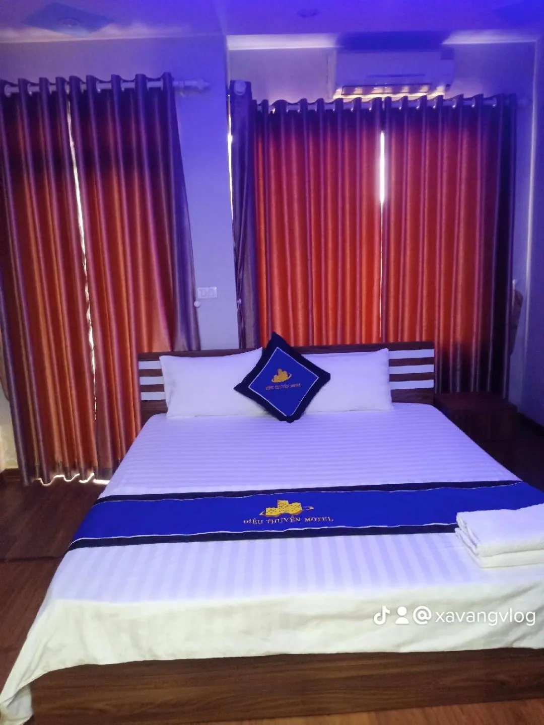 Điêu Thuyền Motel