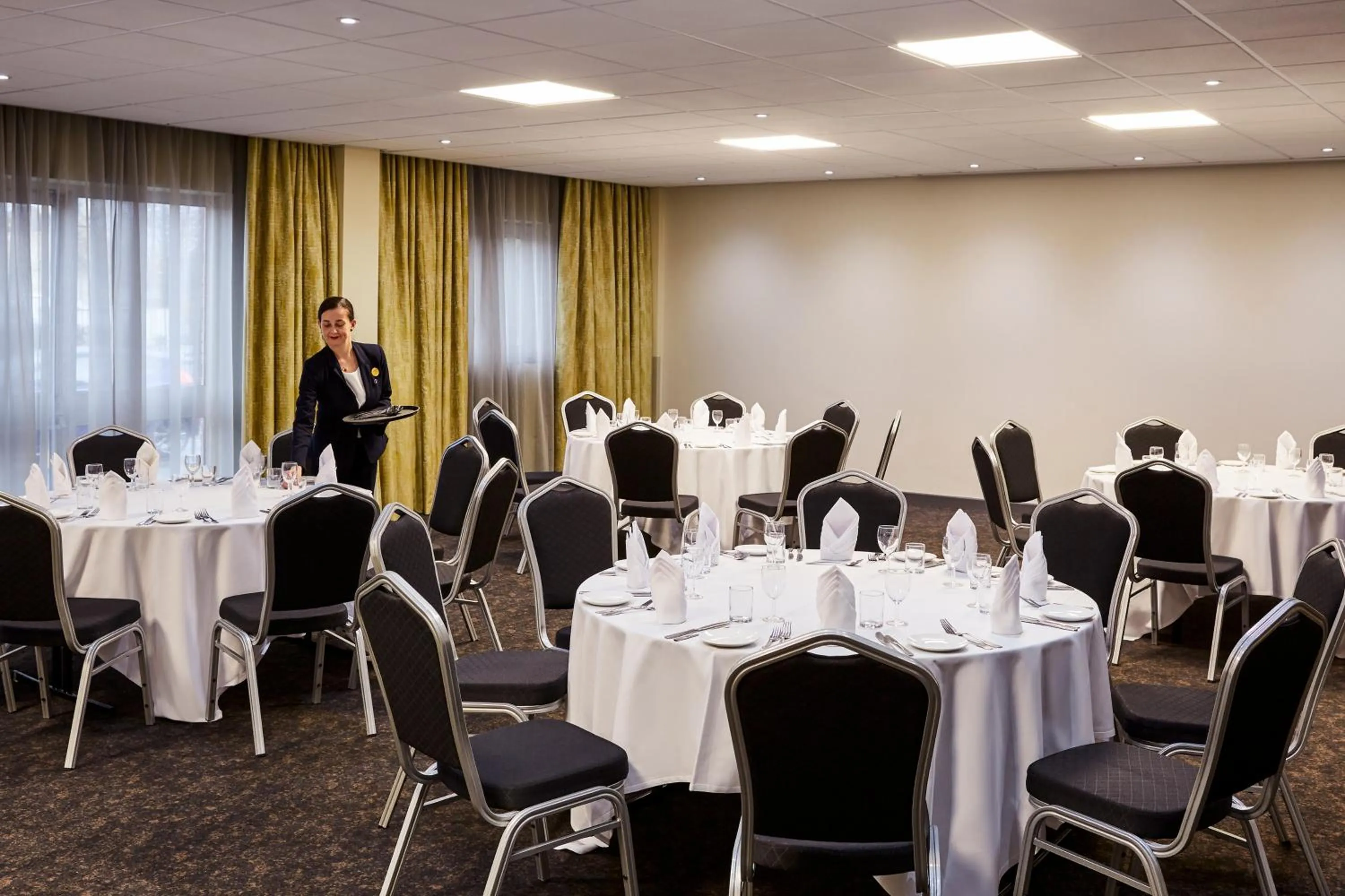 Banquet/Function facilities in Novotel Wolverhampton City Centre