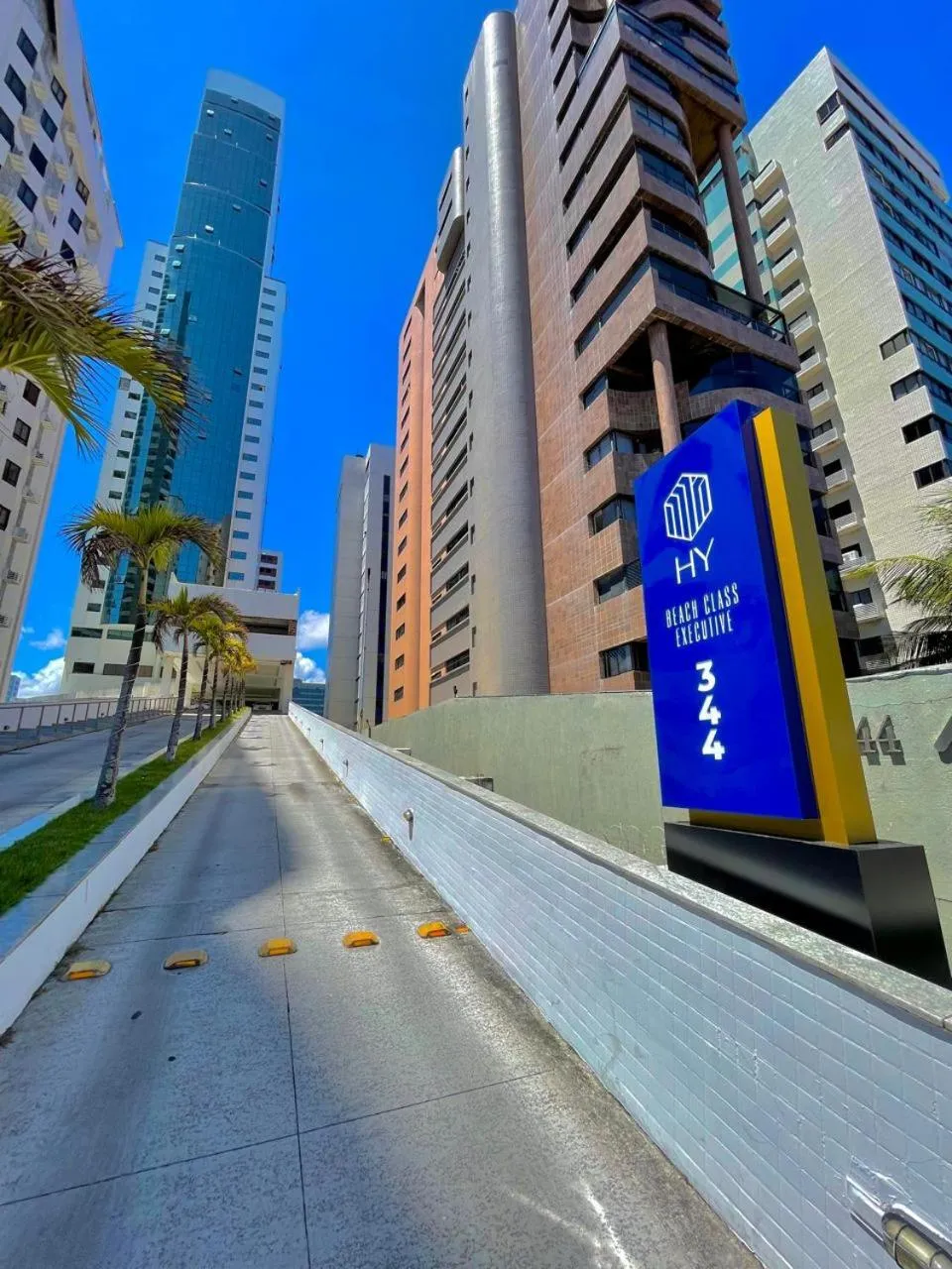 Property logo or sign in HY Apartaments & Hotels-Boa Viagem