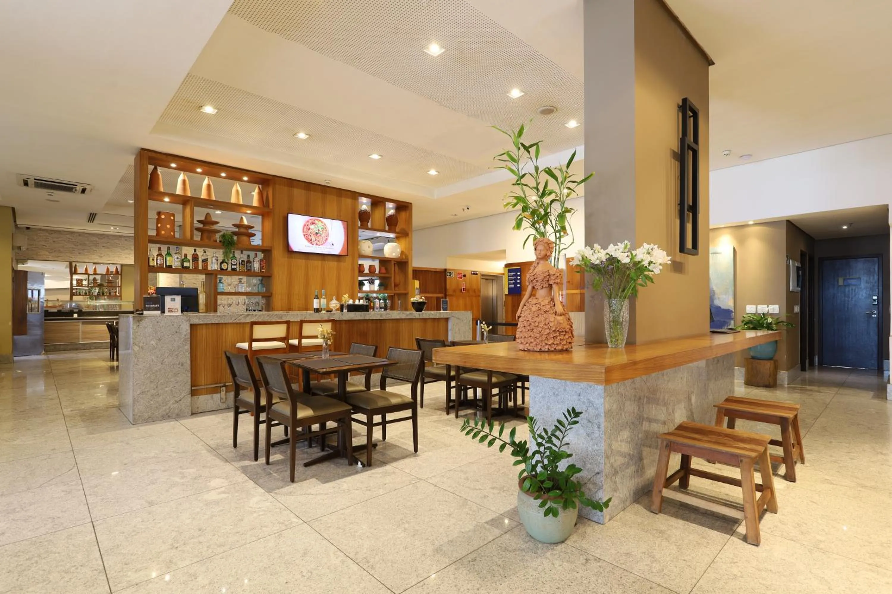 Restaurant/places to eat in HY Apartaments & Hotels-Boa Viagem