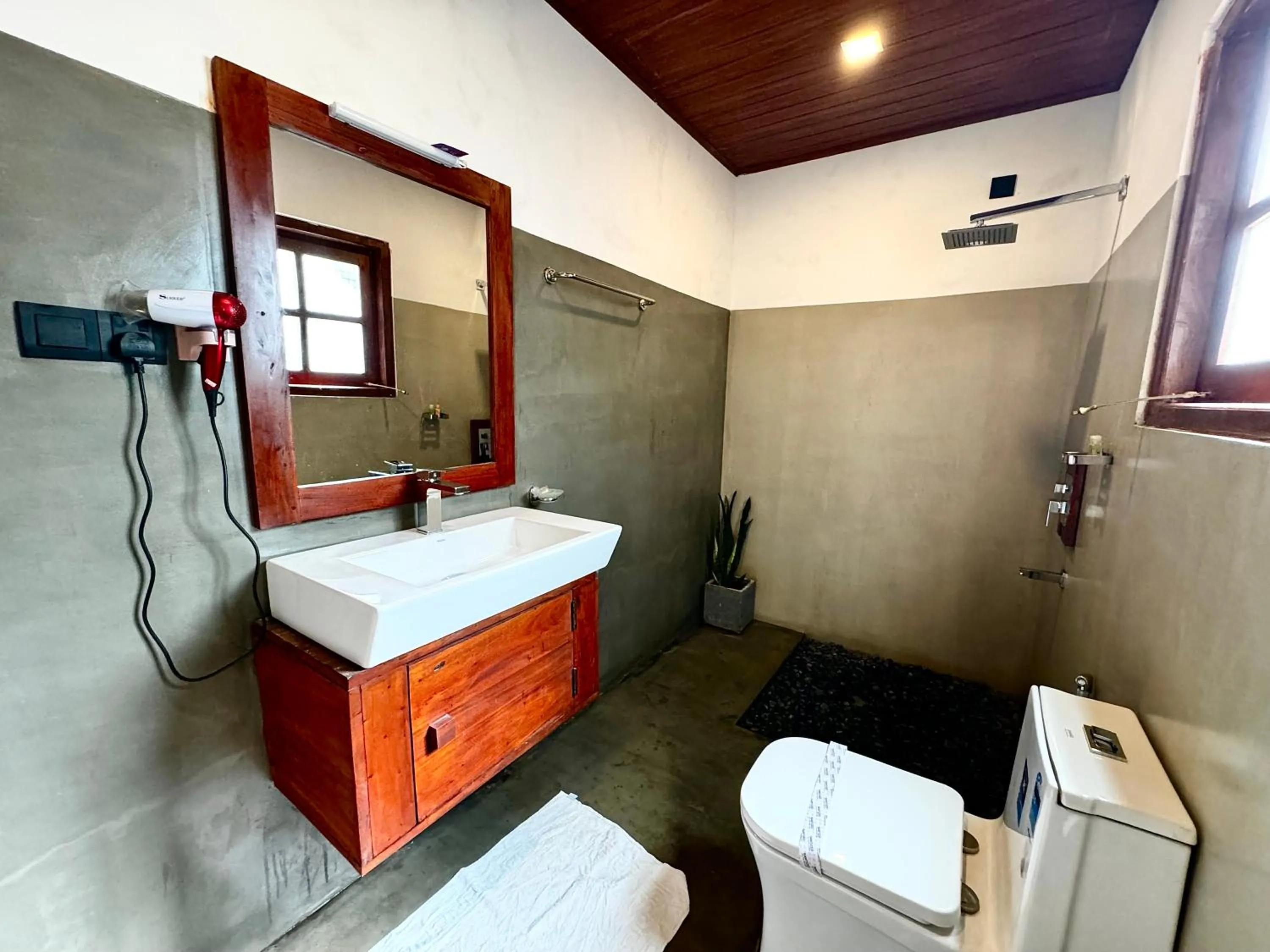 Bathroom in The Cottage Sigiriya