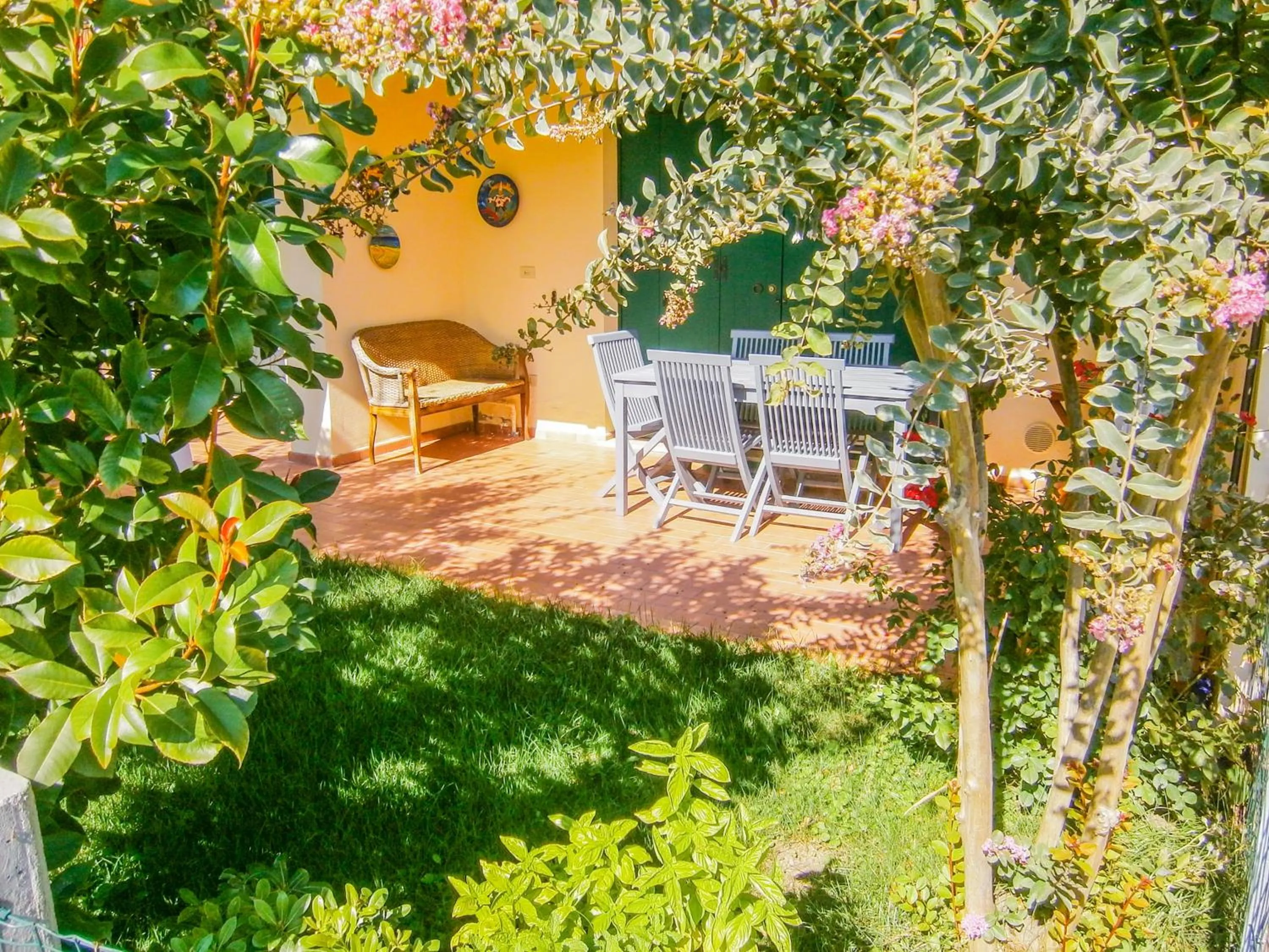 Garden view in Villaggio Cristina 2 - Agenzia Cocal