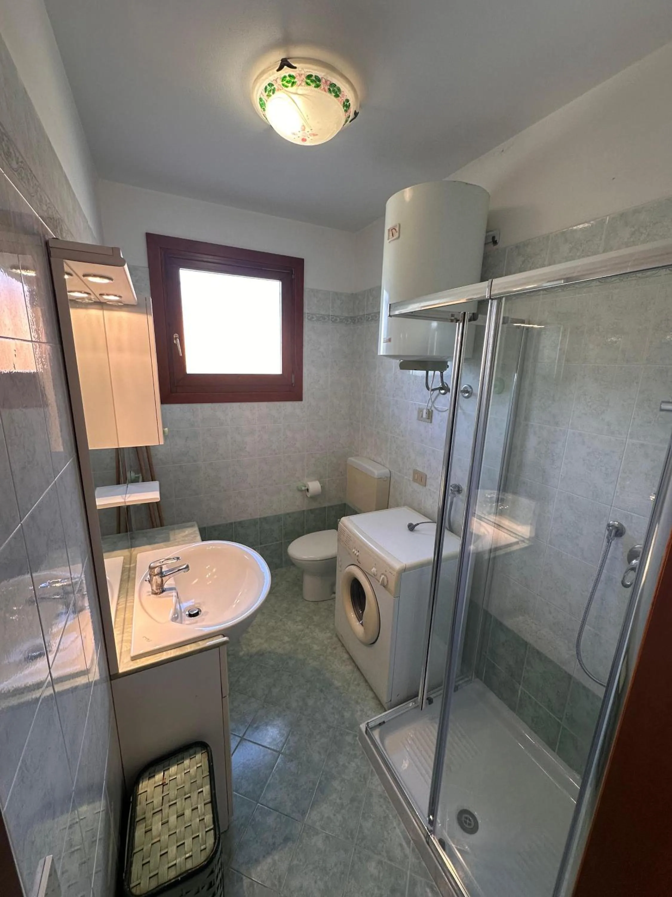 Shower in Villaggio Cristina 2 - Agenzia Cocal