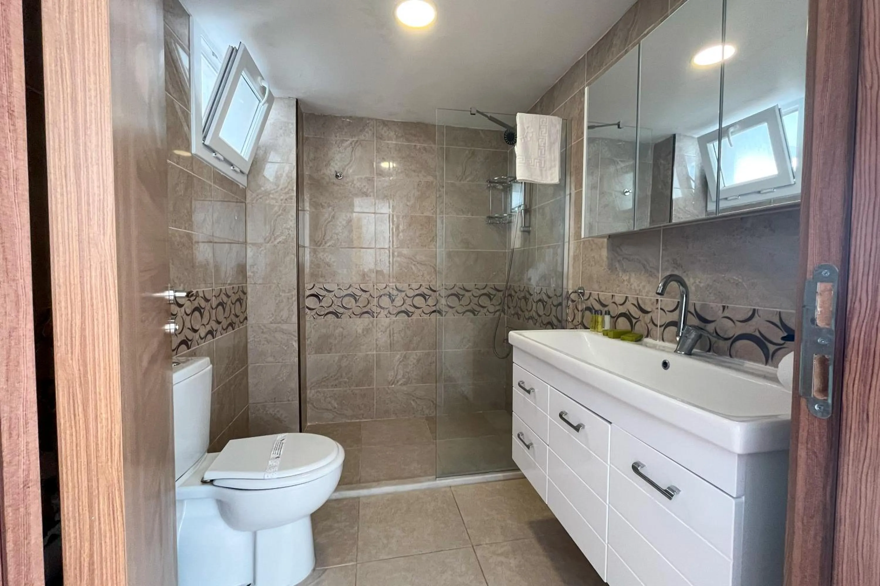 Bathroom in Ni Marin Hotel