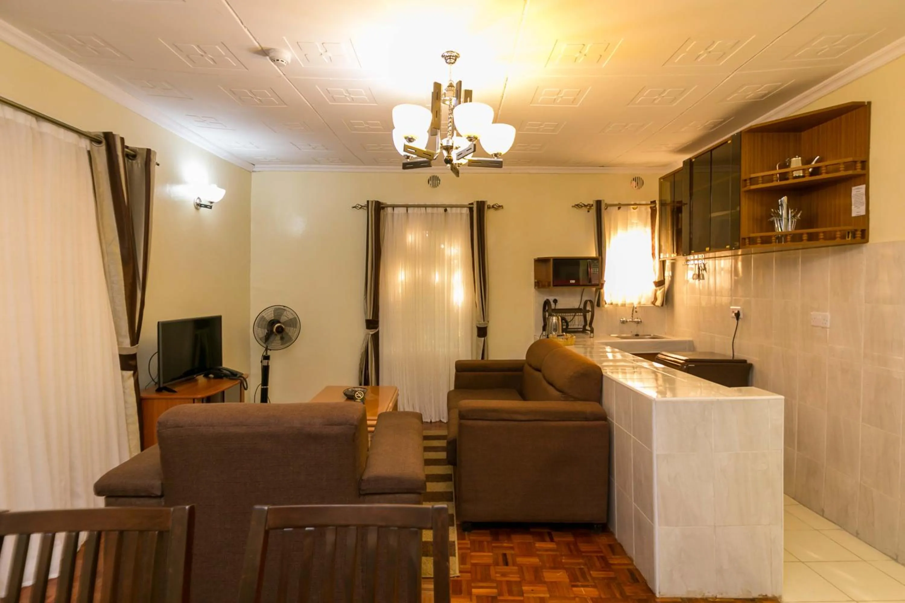 Living room in Fahari Gardens Hotel