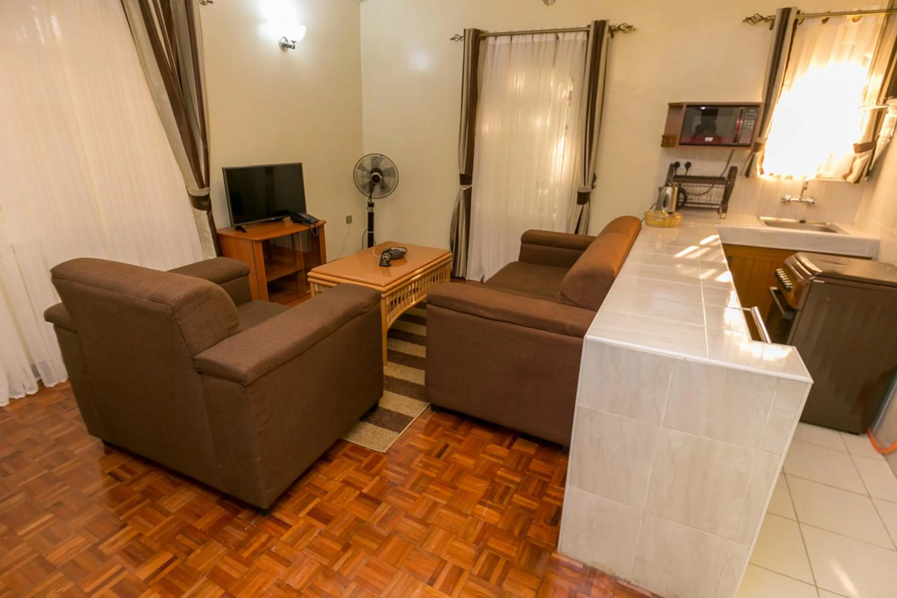 Living room in Fahari Gardens Hotel