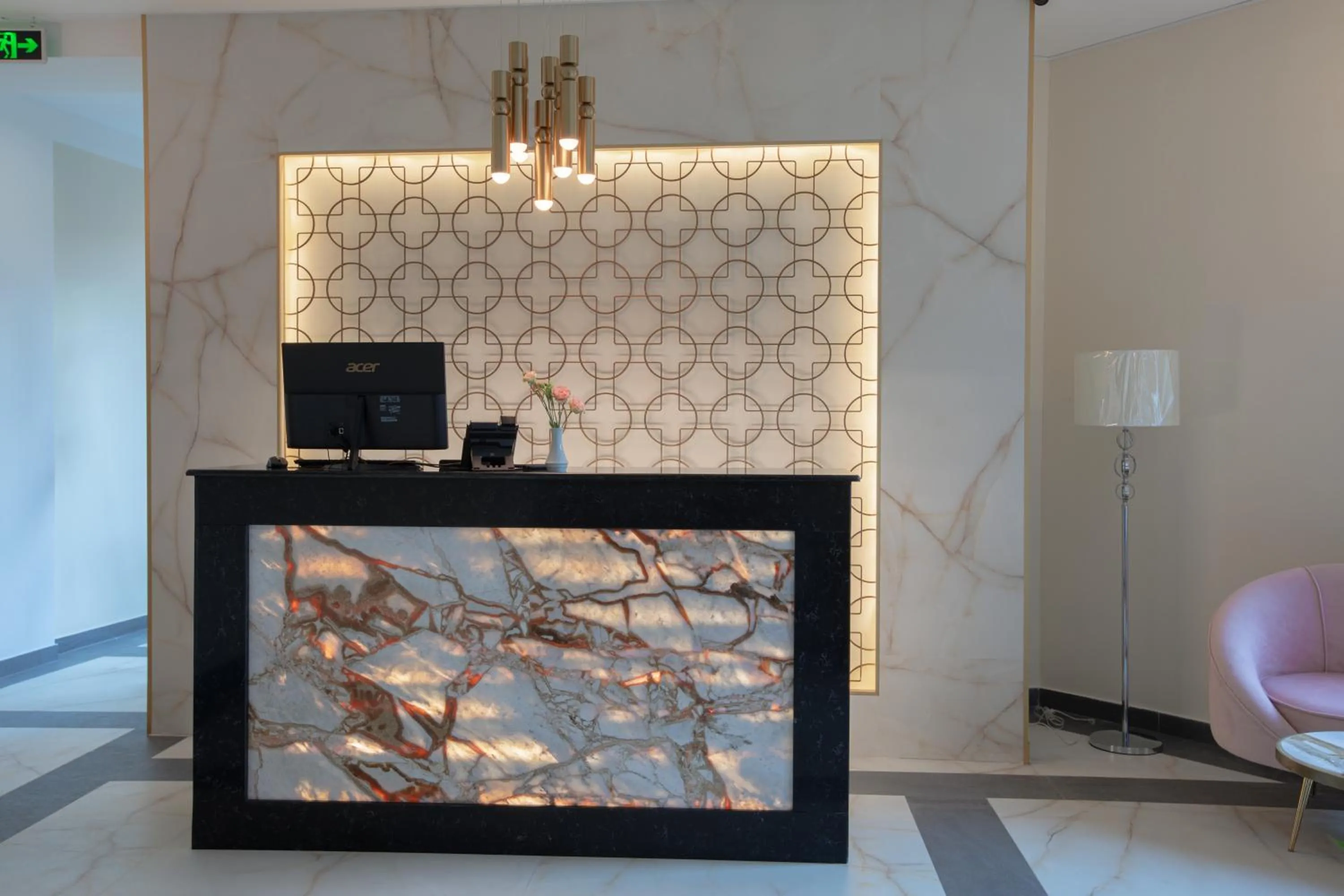 hair dresser in Bellevue Boutique Hotel