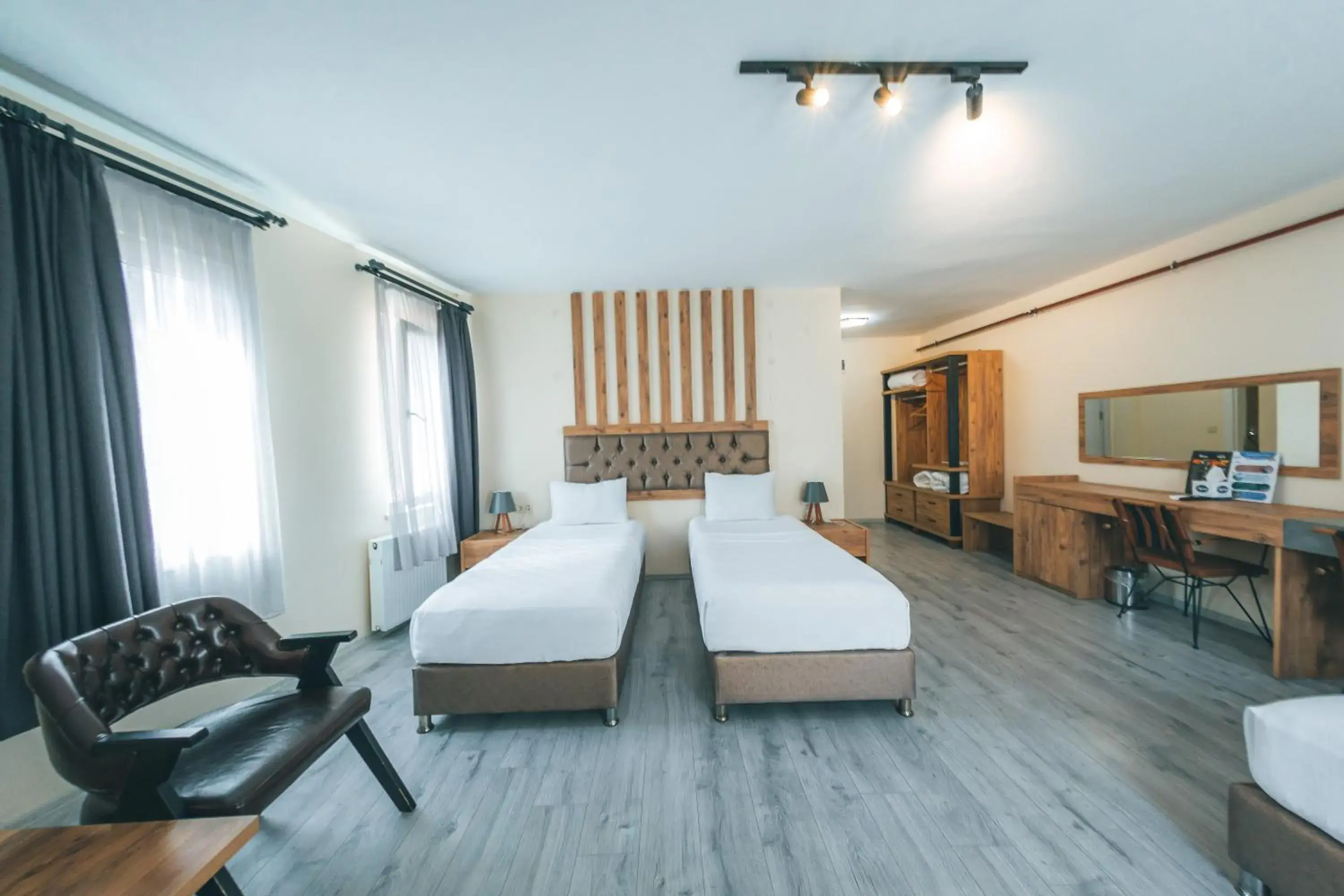 Budget Twin Room in Grand 464 Otel Budget Twin Room in Grand 464 Otel