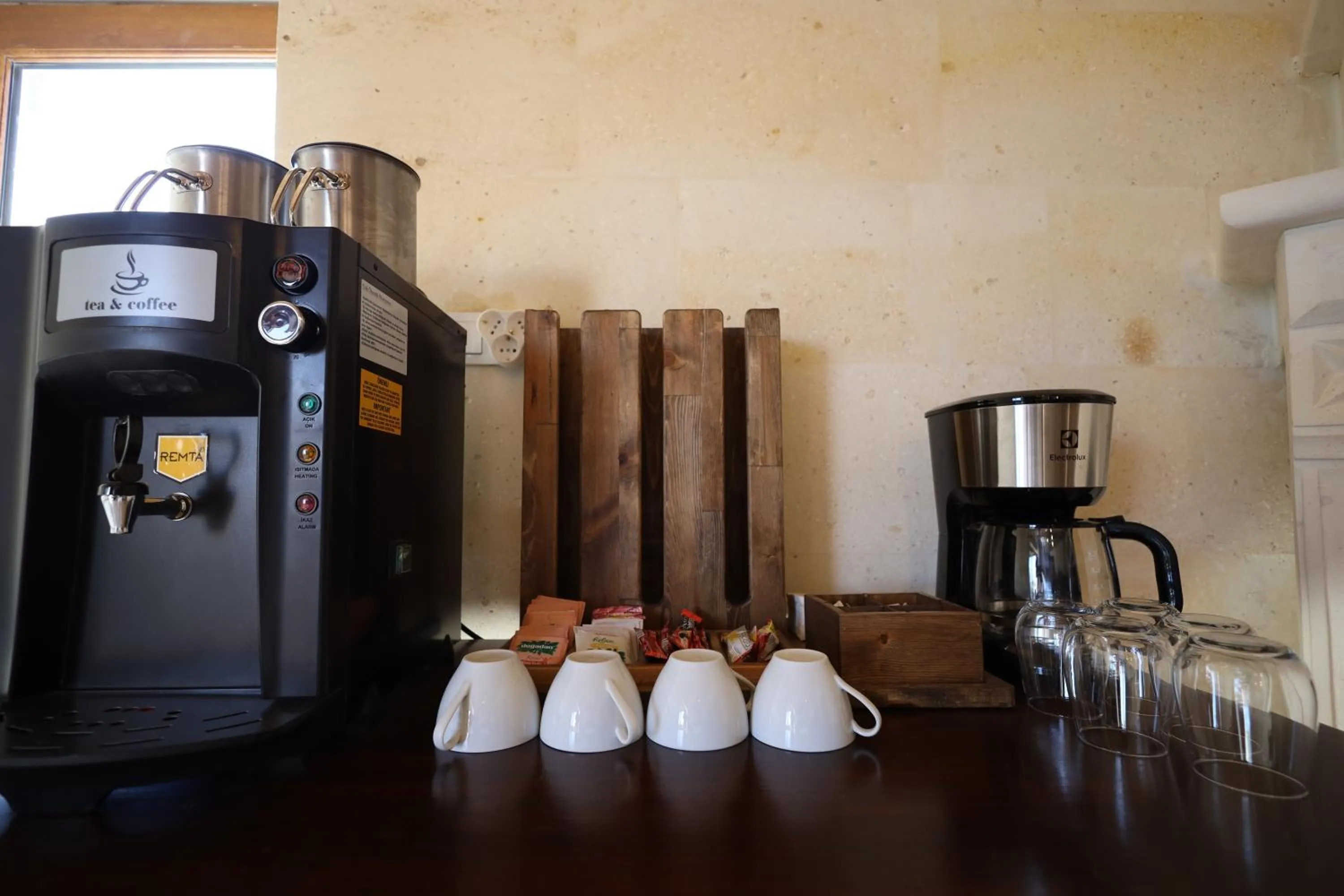 Coffee/tea facilities in Rocca Stone House