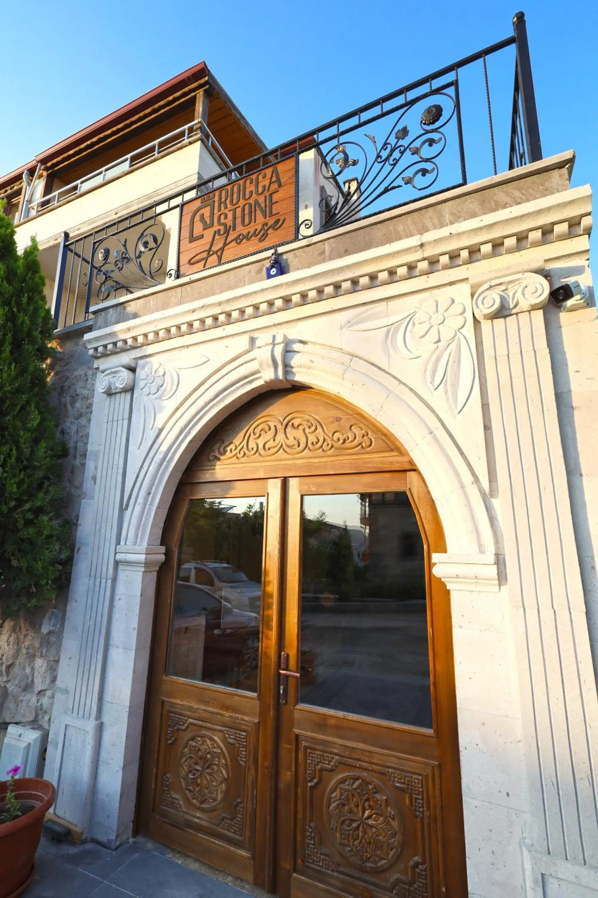 Property building in Rocca Stone House