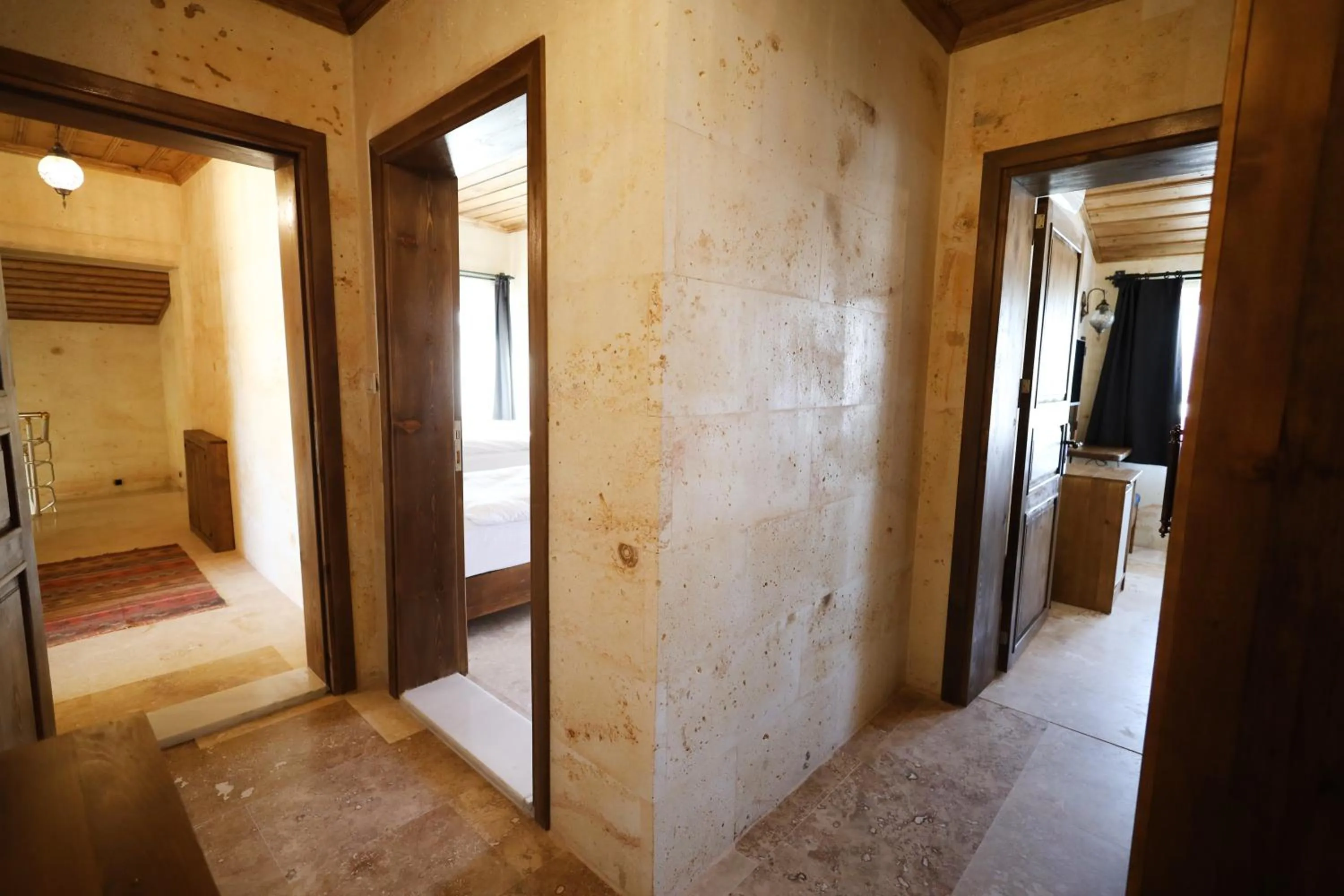 Massage in Rocca Stone House