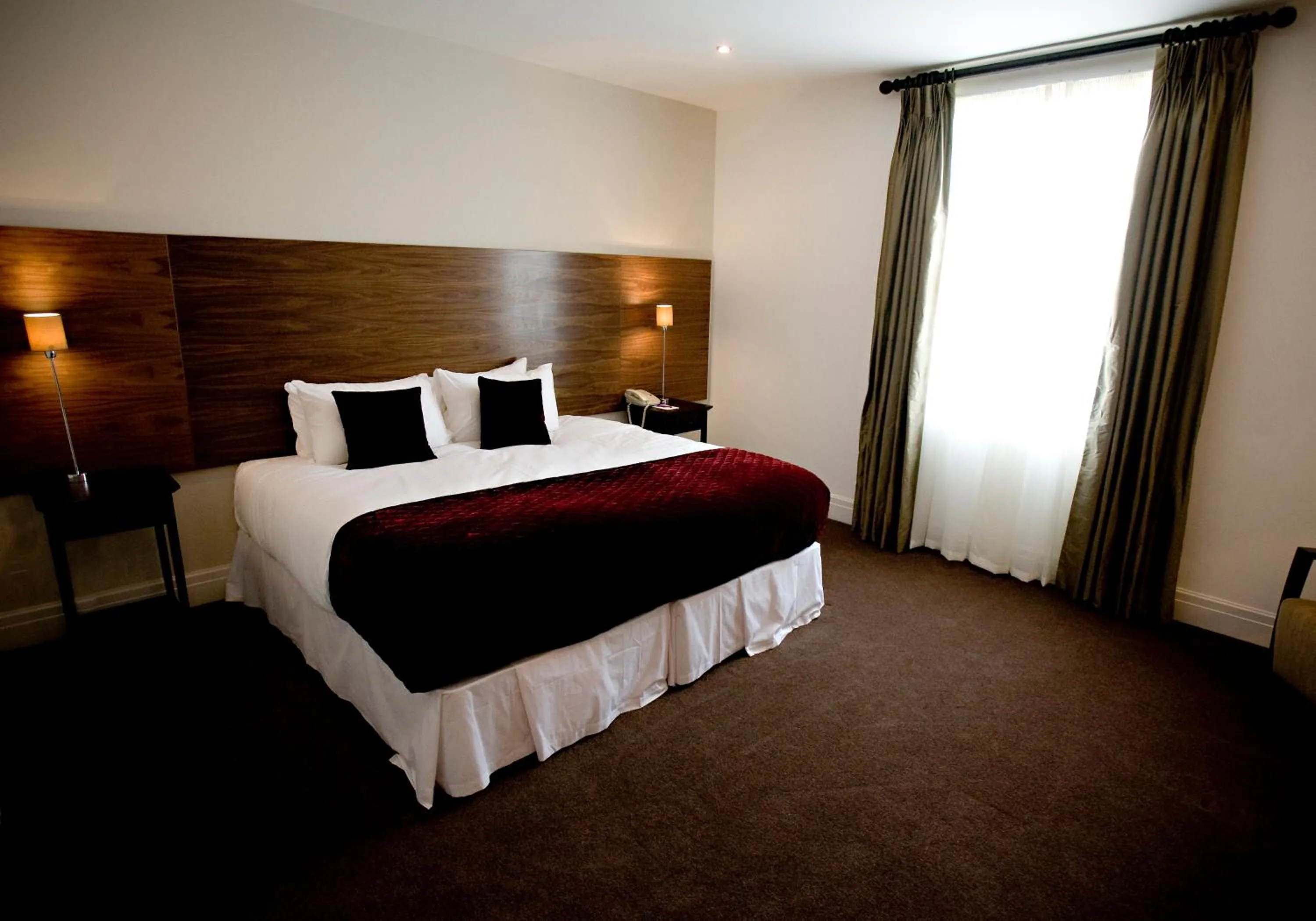 Bed in Aston Hall Hotel, BW Signature Collection