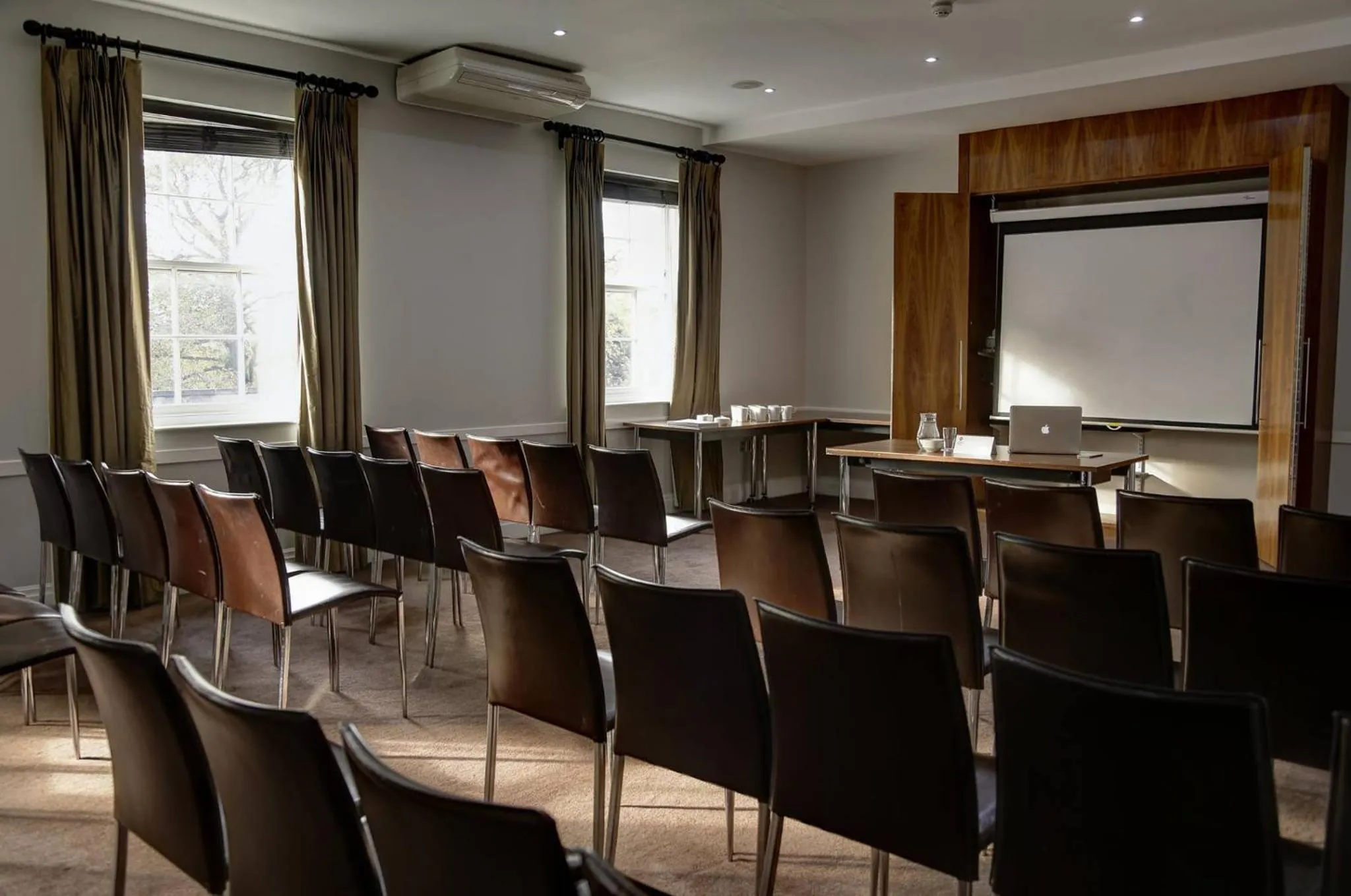 Banquet/Function facilities in Aston Hall Hotel, BW Signature Collection