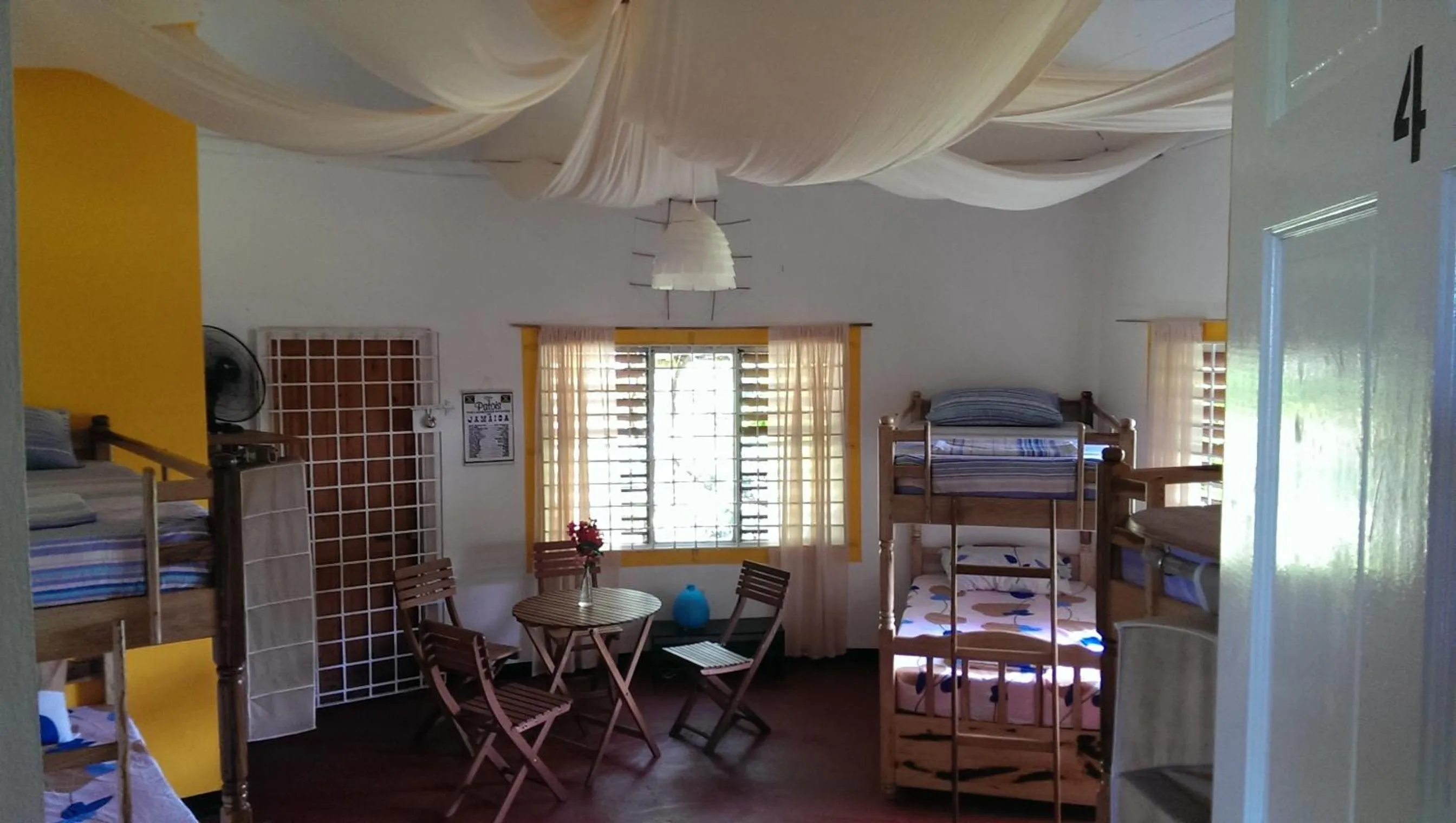 Photo of the whole room in Germaican Hostel