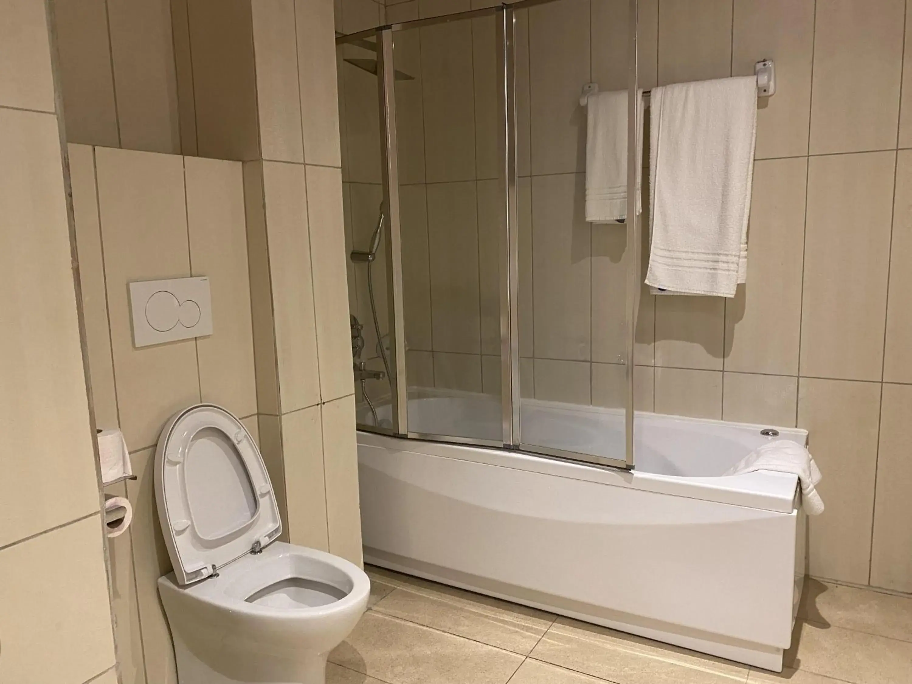 Twin Room in Hotel Franco Yaounde Twin Room in Hotel Franco Yaounde