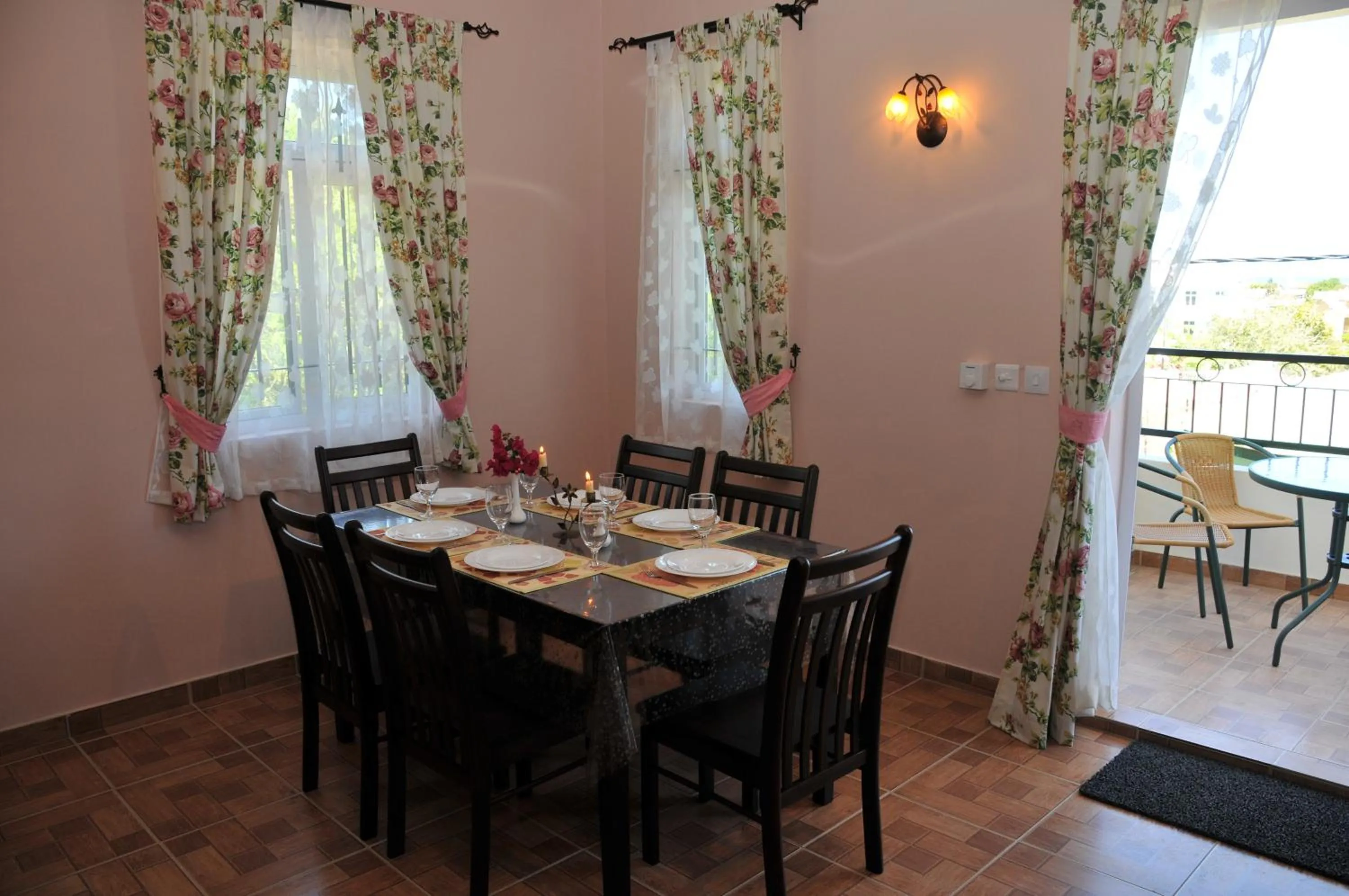 Dining area in Trou Aux Biches Self Catering Apartment