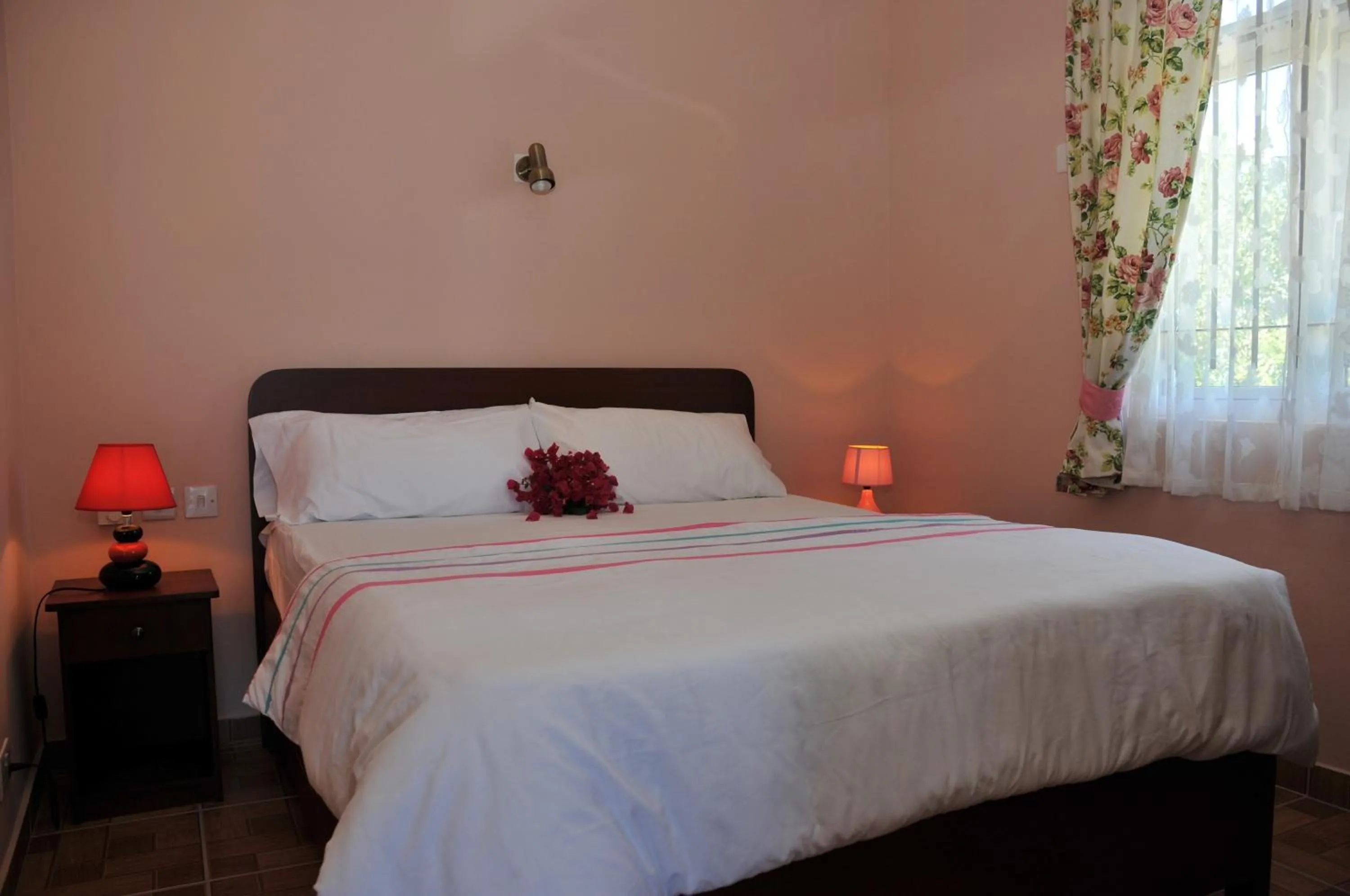 Bedroom, Bed in Trou Aux Biches Self Catering Apartment