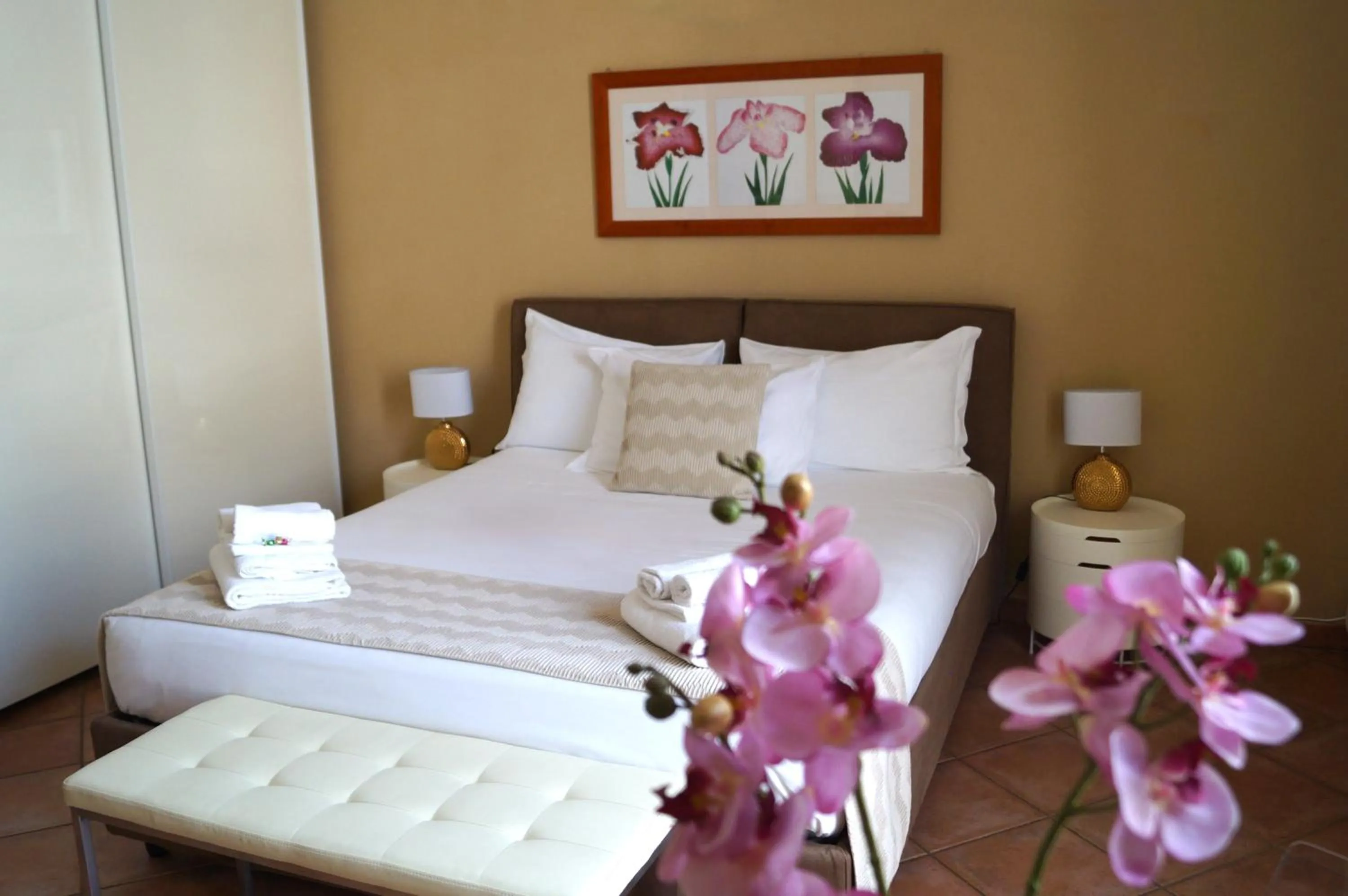 Bed in Loger Confort Residence & Apartments