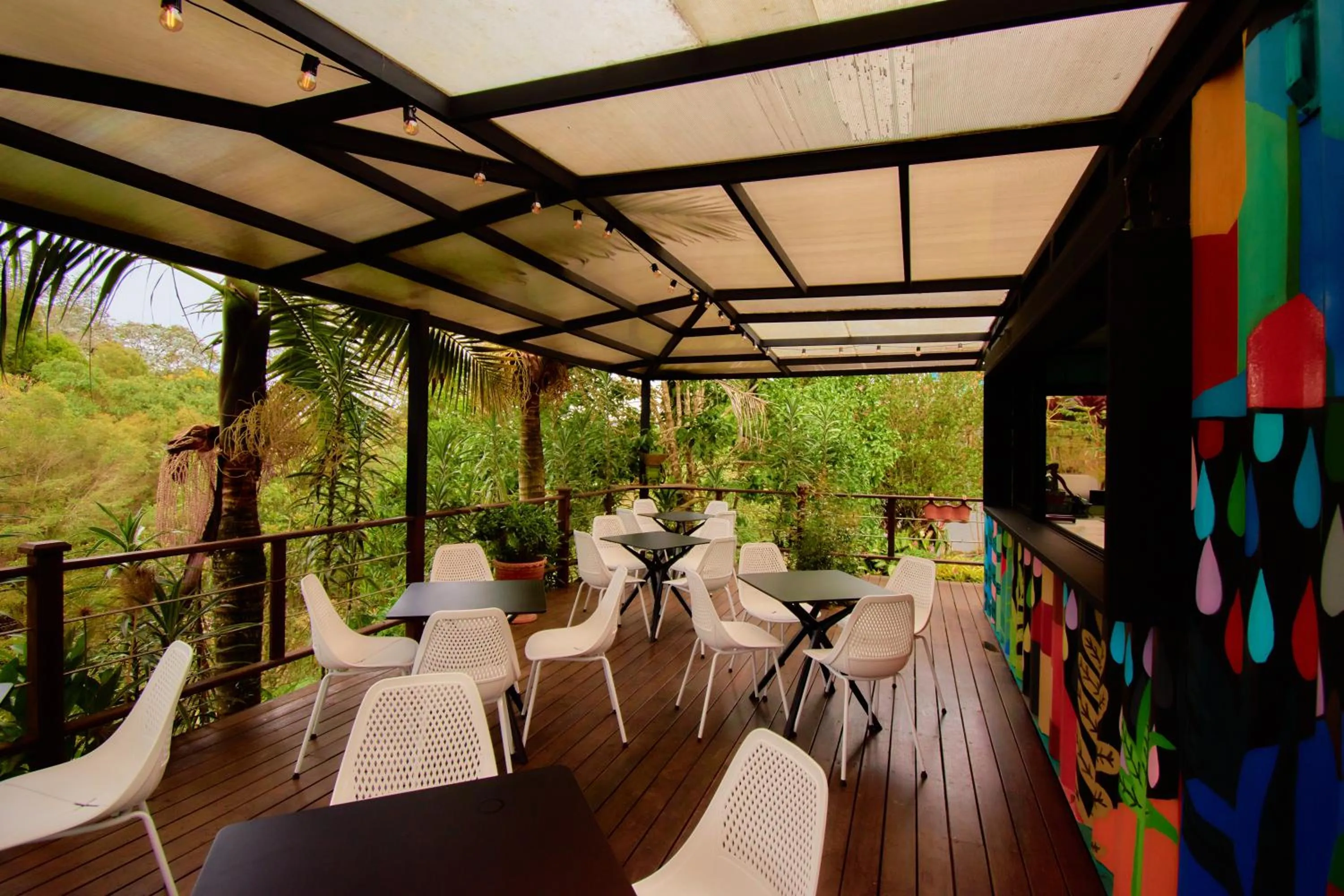 Restaurant/places to eat in Kokumi by Bernalo Hotels