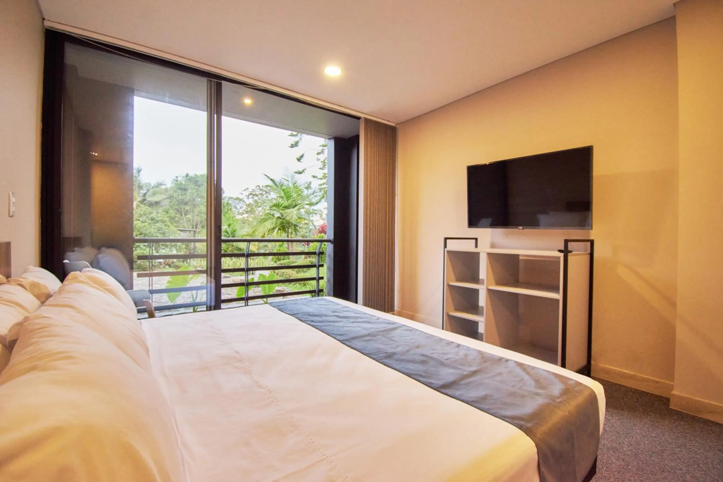 Photo of the whole room in Kokumi by Bernalo Hotels