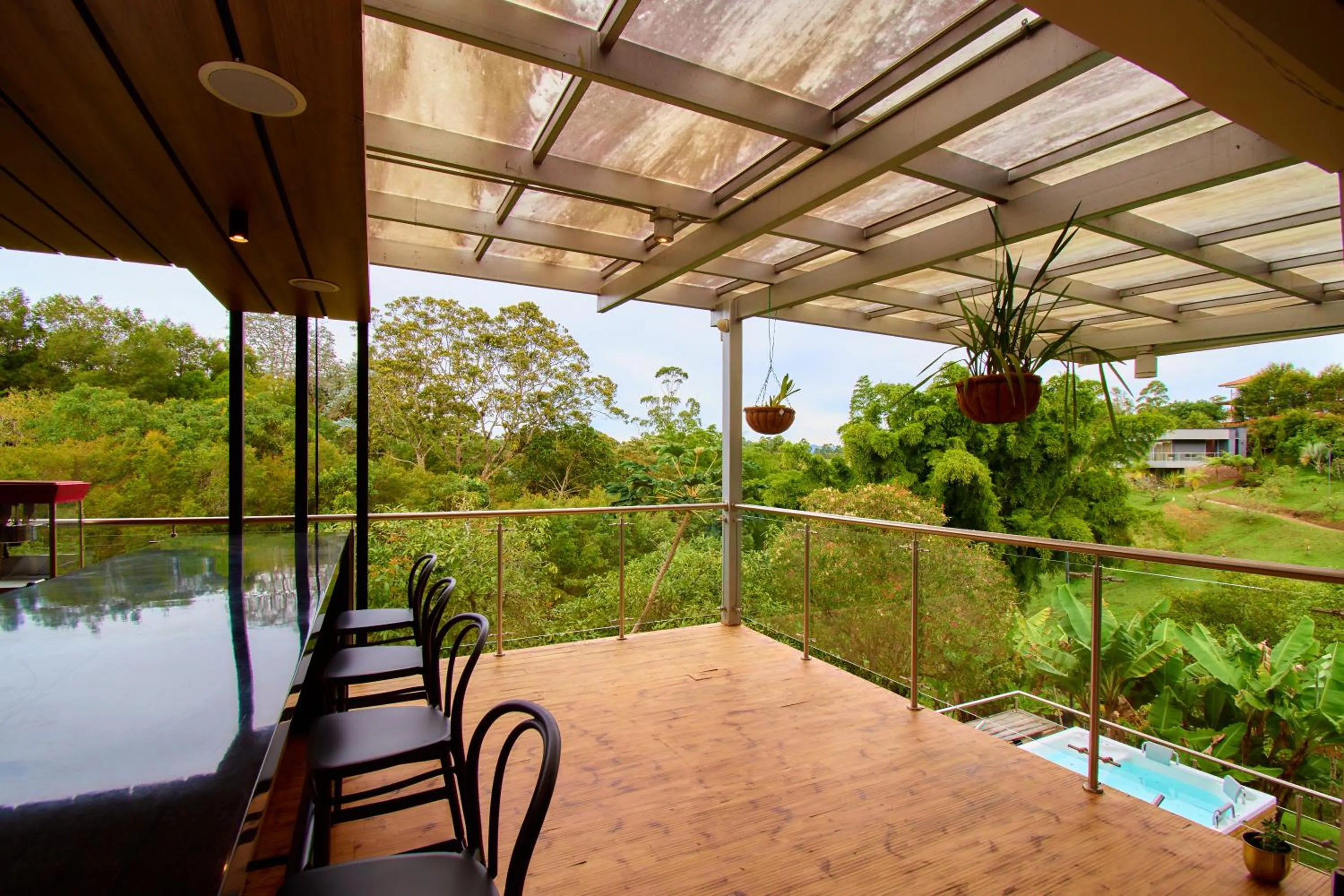 Restaurant/places to eat in Kokumi by Bernalo Hotels