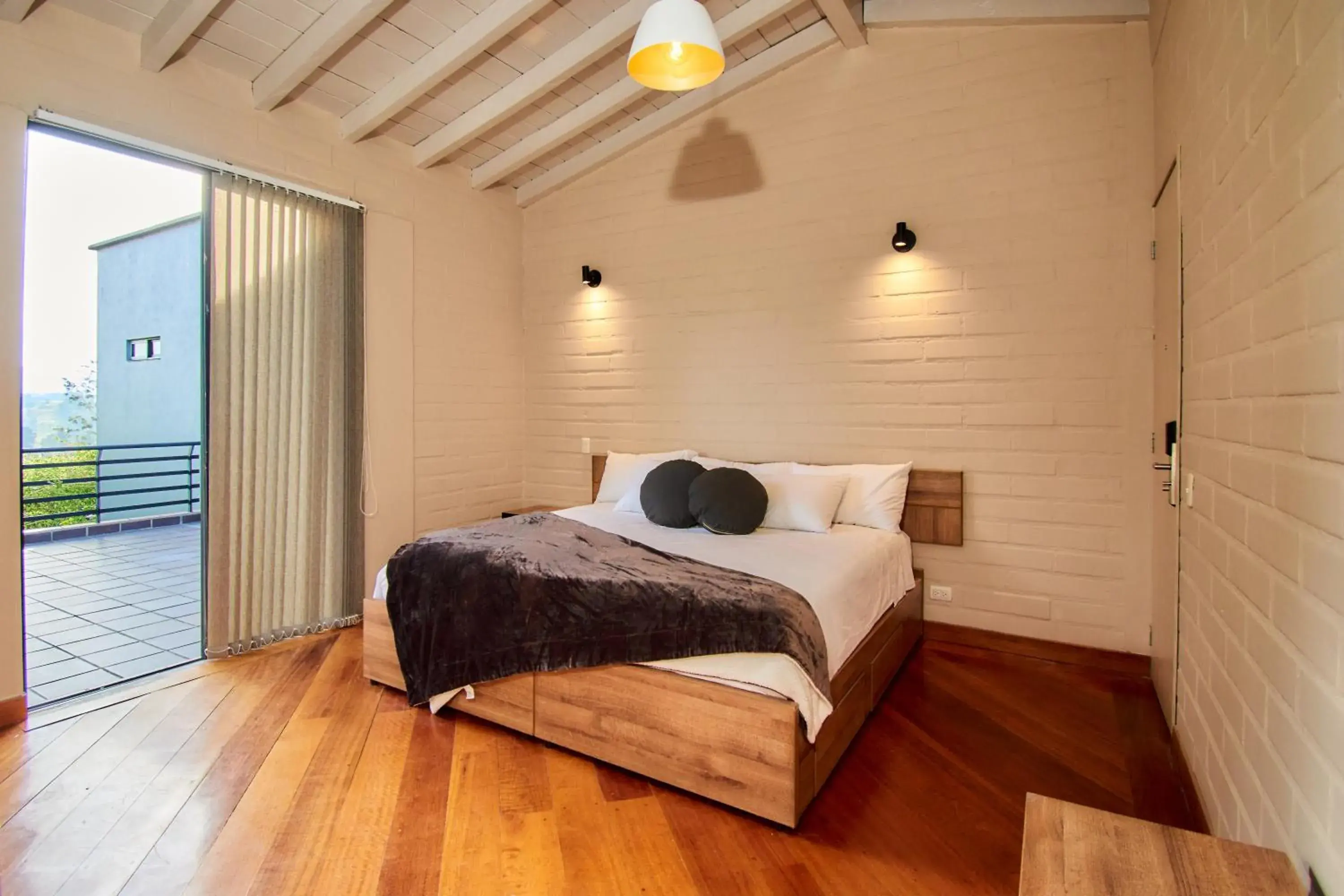 Deluxe Suite in Kokumi by Bernalo Hotels Deluxe Suite in Kokumi by Bernalo Hotels