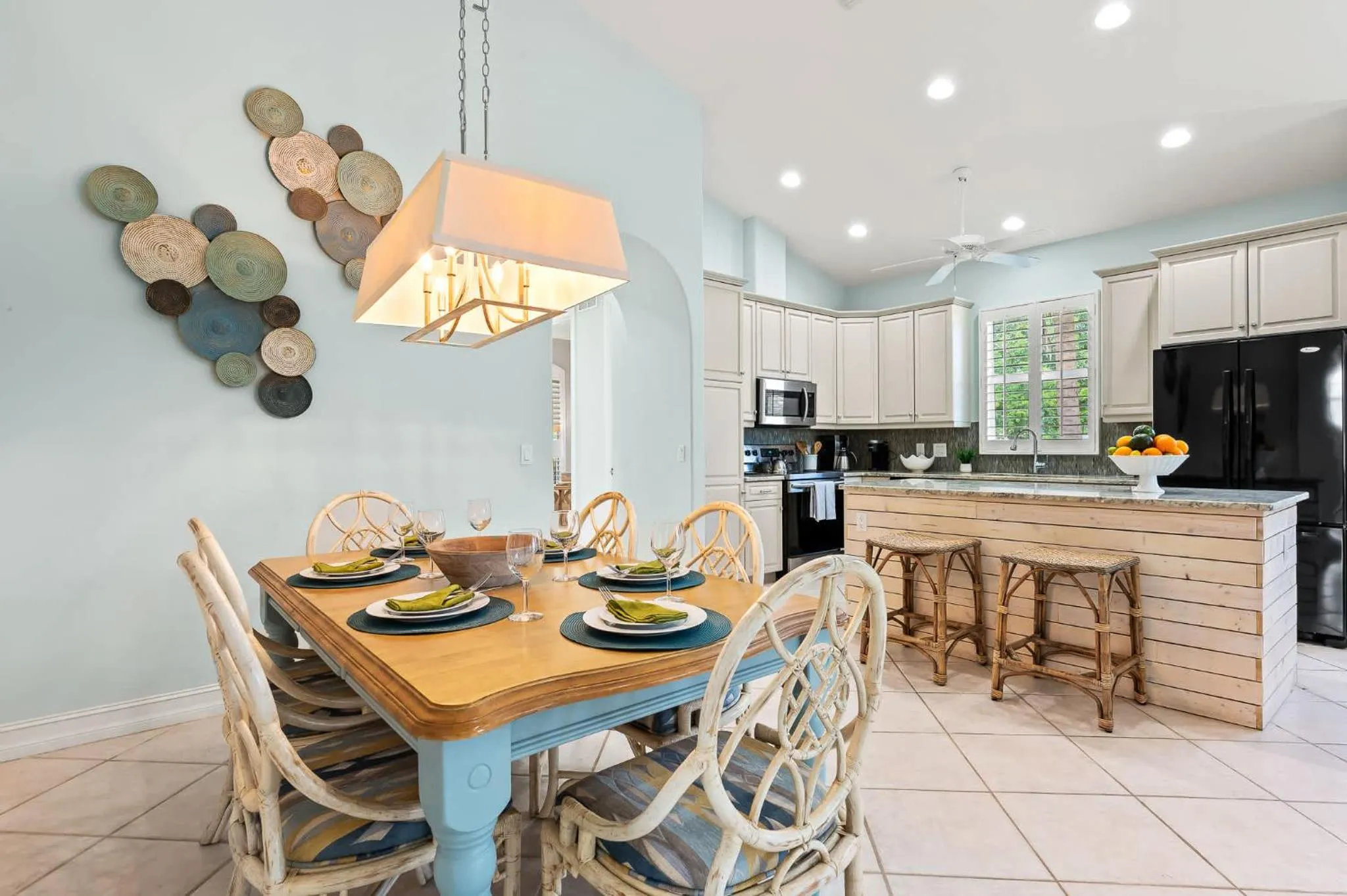 Kitchen or kitchenette in Neapolitan Vacation Rental