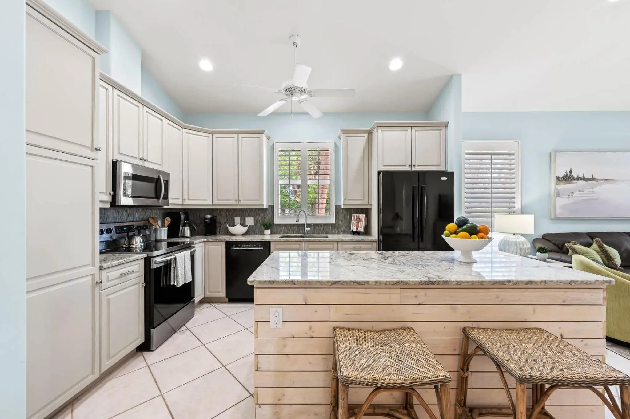 Kitchen or kitchenette in Neapolitan Vacation Rental